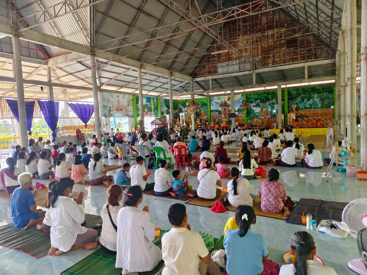 ภาพร่วมพิธีกรรมวัดป่าบ้านหนองโน
