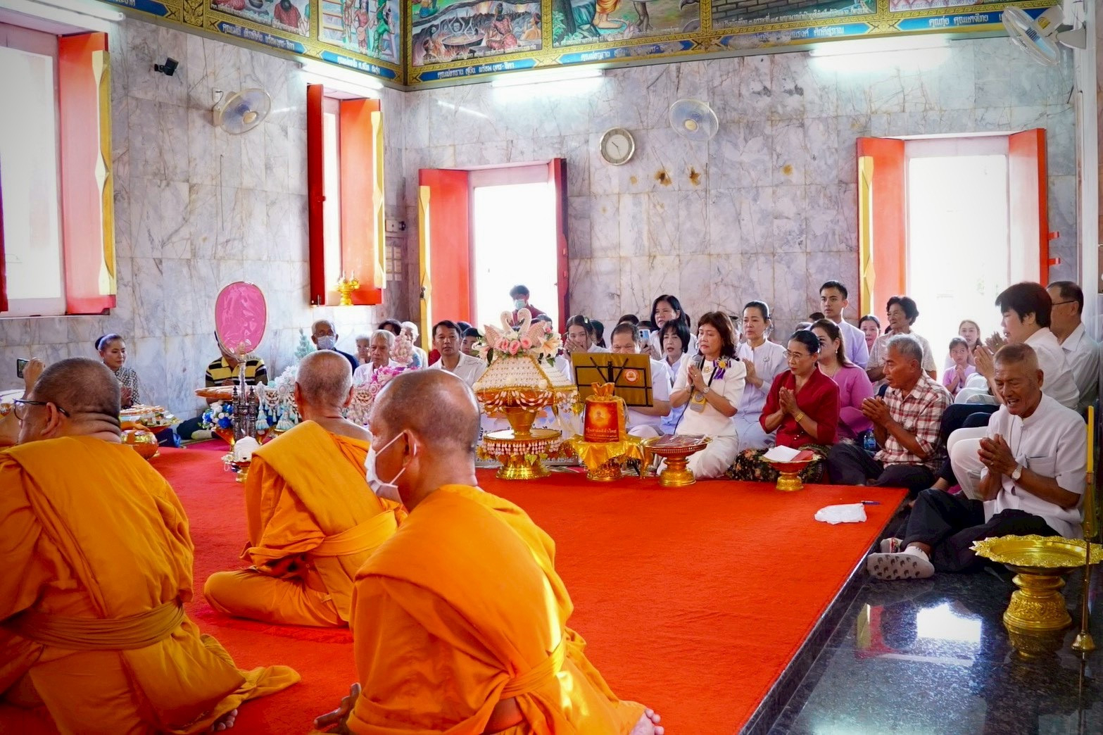 ภาพร่วมพิธีกรรมวัดประชานาถ