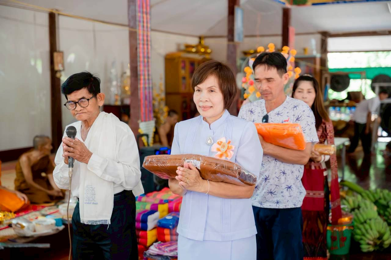 ภาพร่วมพิธีกรรมวัดคึมบง(บ้านคึมบง)