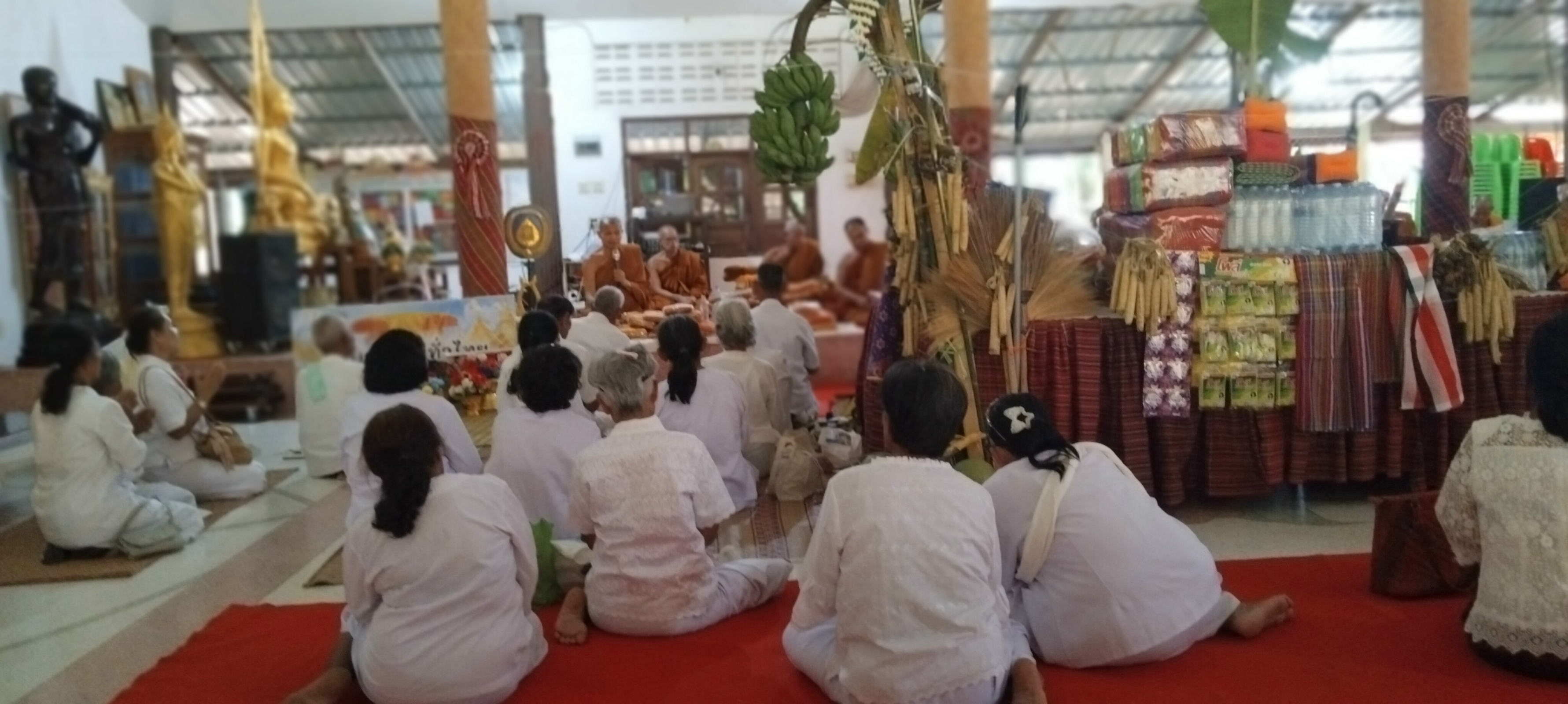 ภาพร่วมพิธีกรรมวัดป่าสามัคคีธรรม