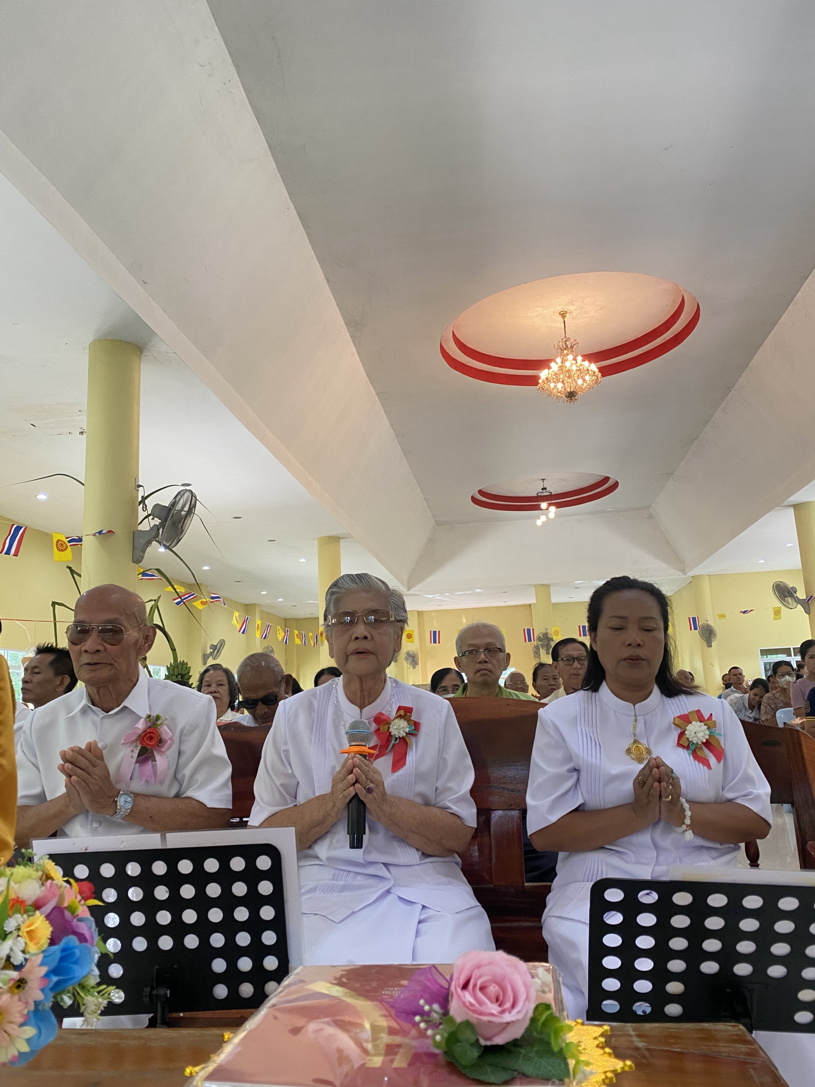 ภาพกล่าวคำถวายกฐินวัดโพธิญาณรังสี