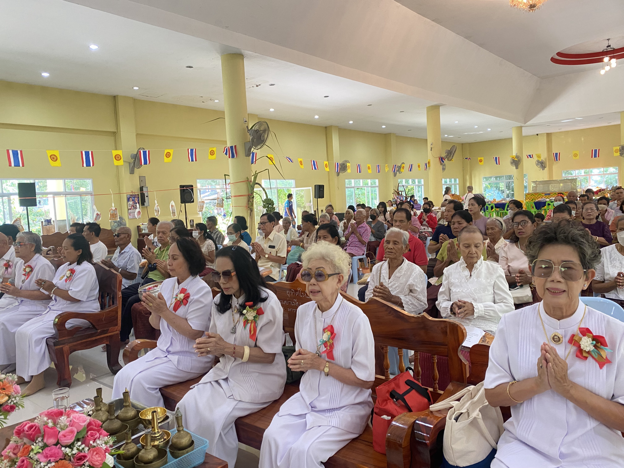 ภาพร่วมพิธีกรรมวัดโพธิญาณรังสี