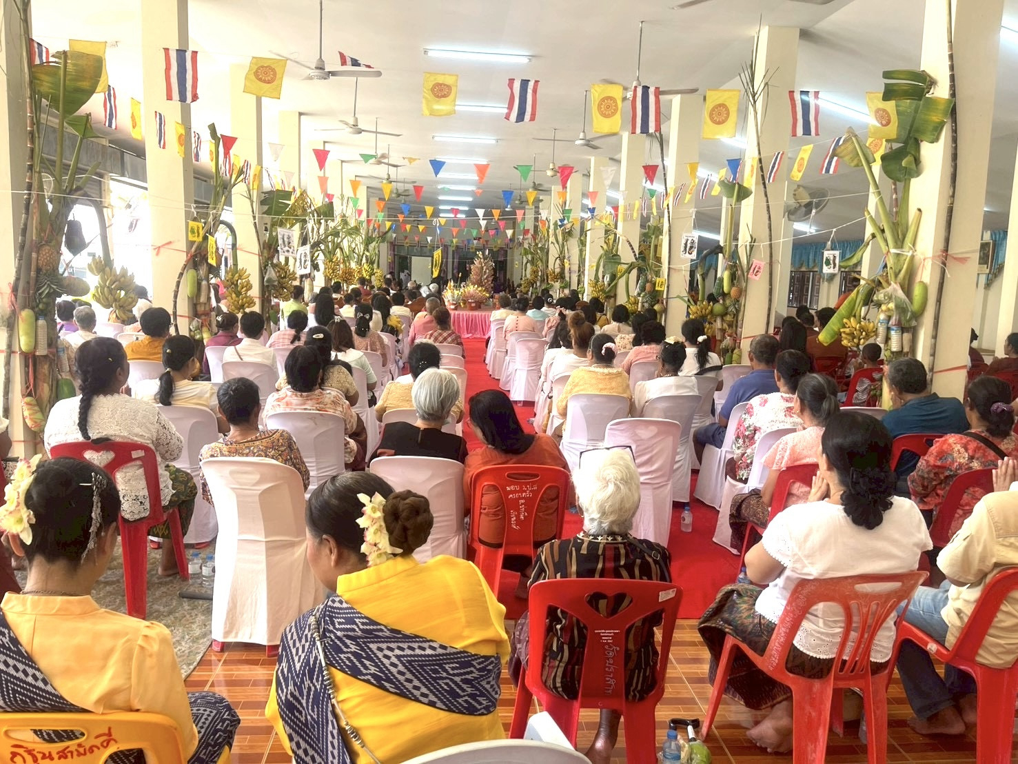 ภาพร่วมพิธีกรรมวัดปราสาท