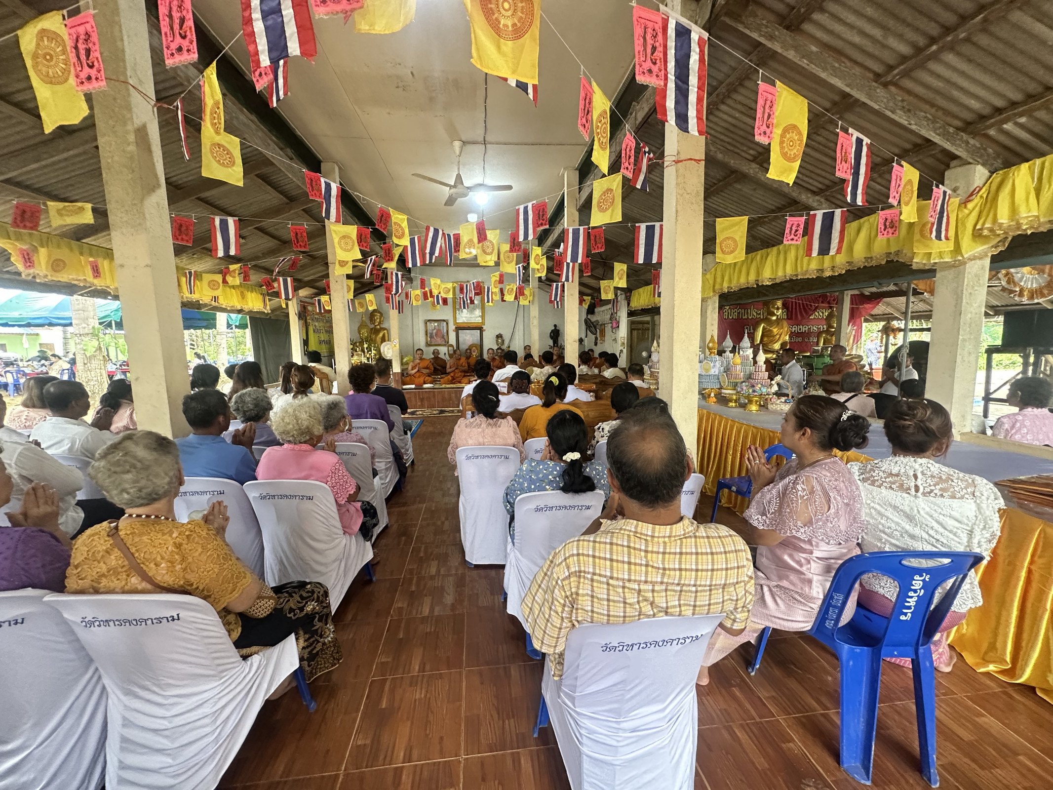 ภาพร่วมพิธีกรรมวัดวิหารคงคาราม