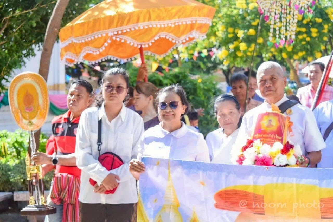 ภาพร่วมพิธีกรรมวัดศรีลาวรรณ