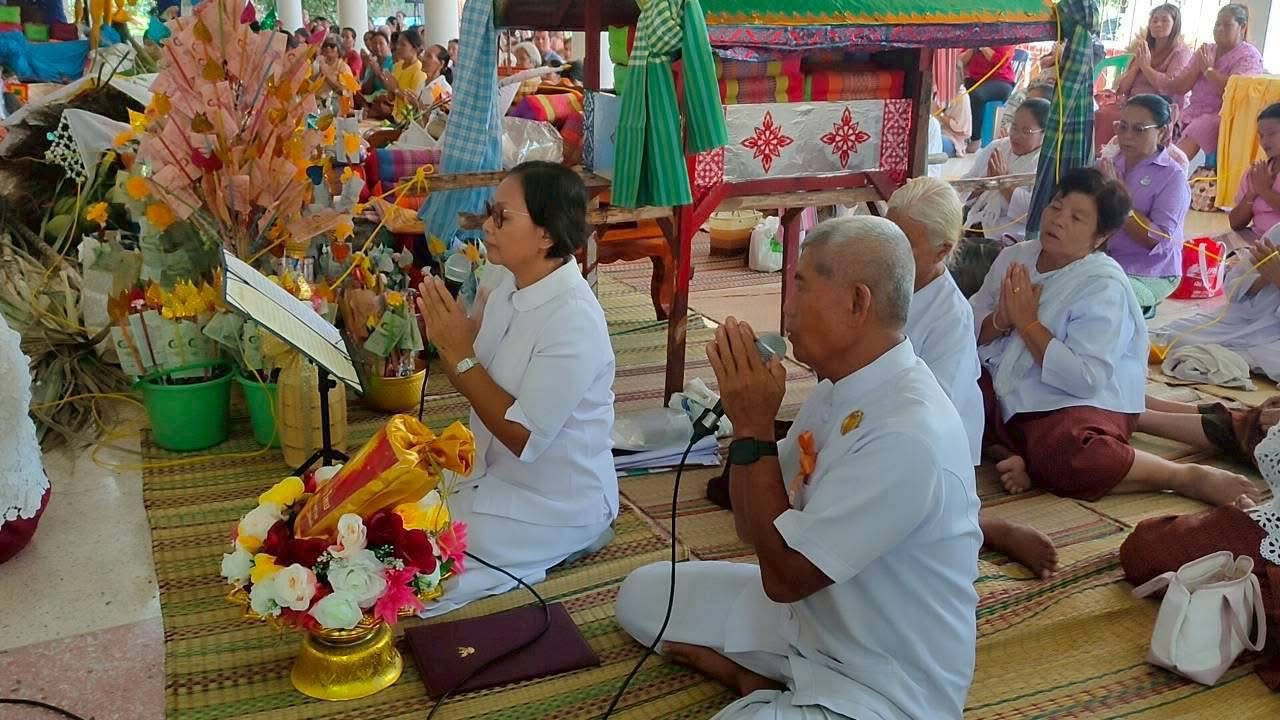 ภาพร่วมพิธีกรรมวัดศรีลาวรรณ