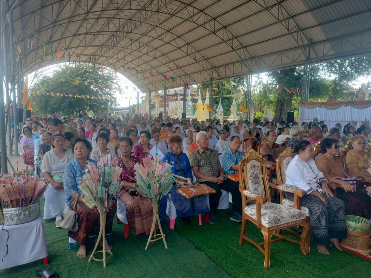 ภาพร่วมพิธีกรรมวัดสังข์ทองวนาราม