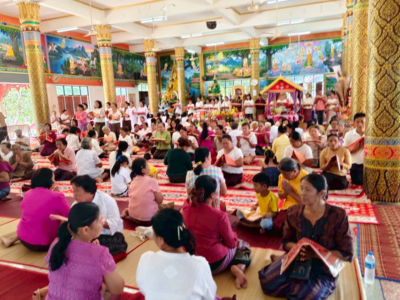 ภาพร่วมพิธีกรรมวัดศรีชุมพร