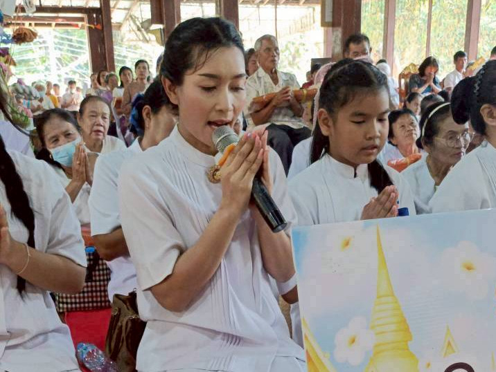 ภาพกล่าวคำถวายกฐินวัดแก่งโกสุม