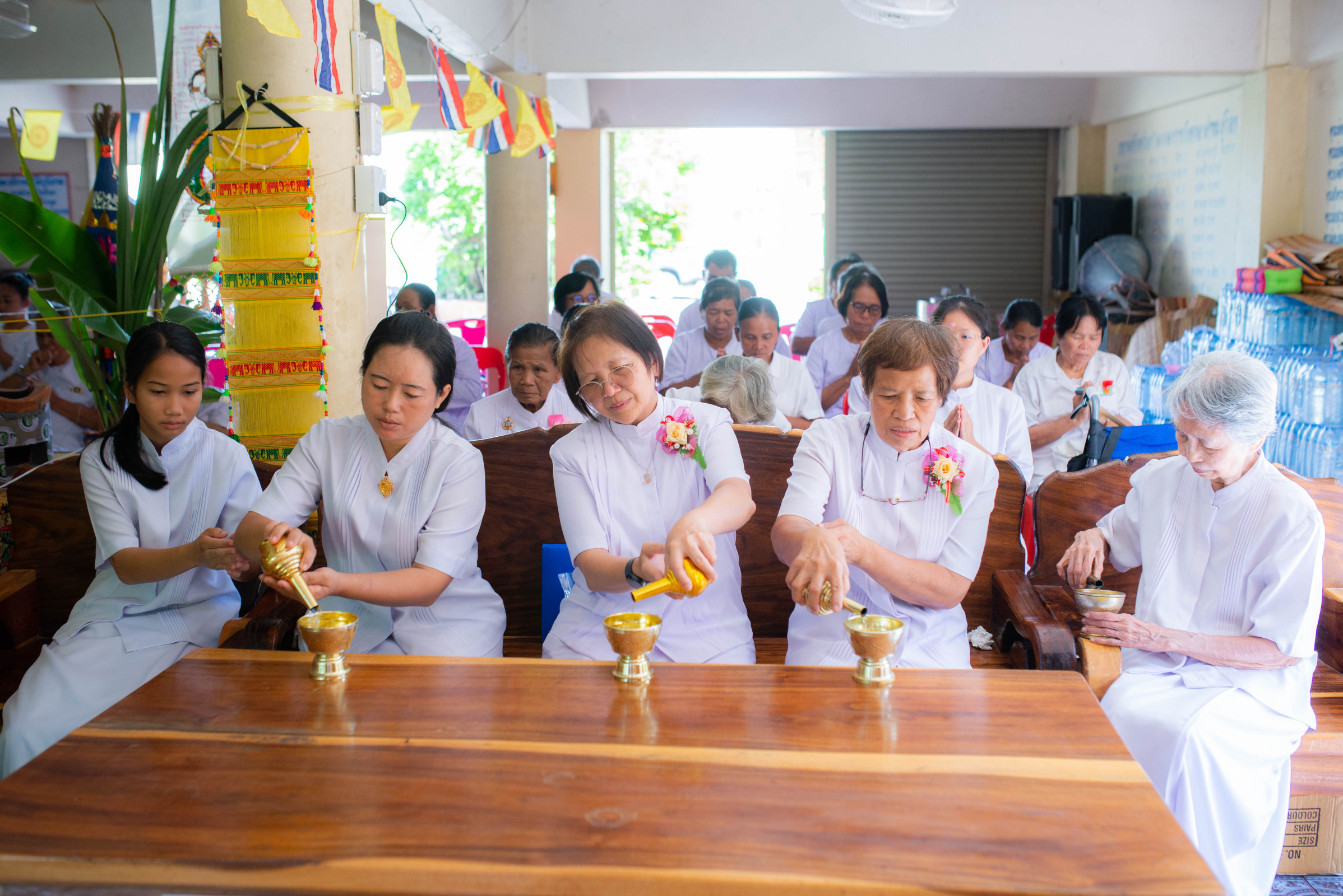 ภาพร่วมพิธีกรรมวัดดอนคนฑา