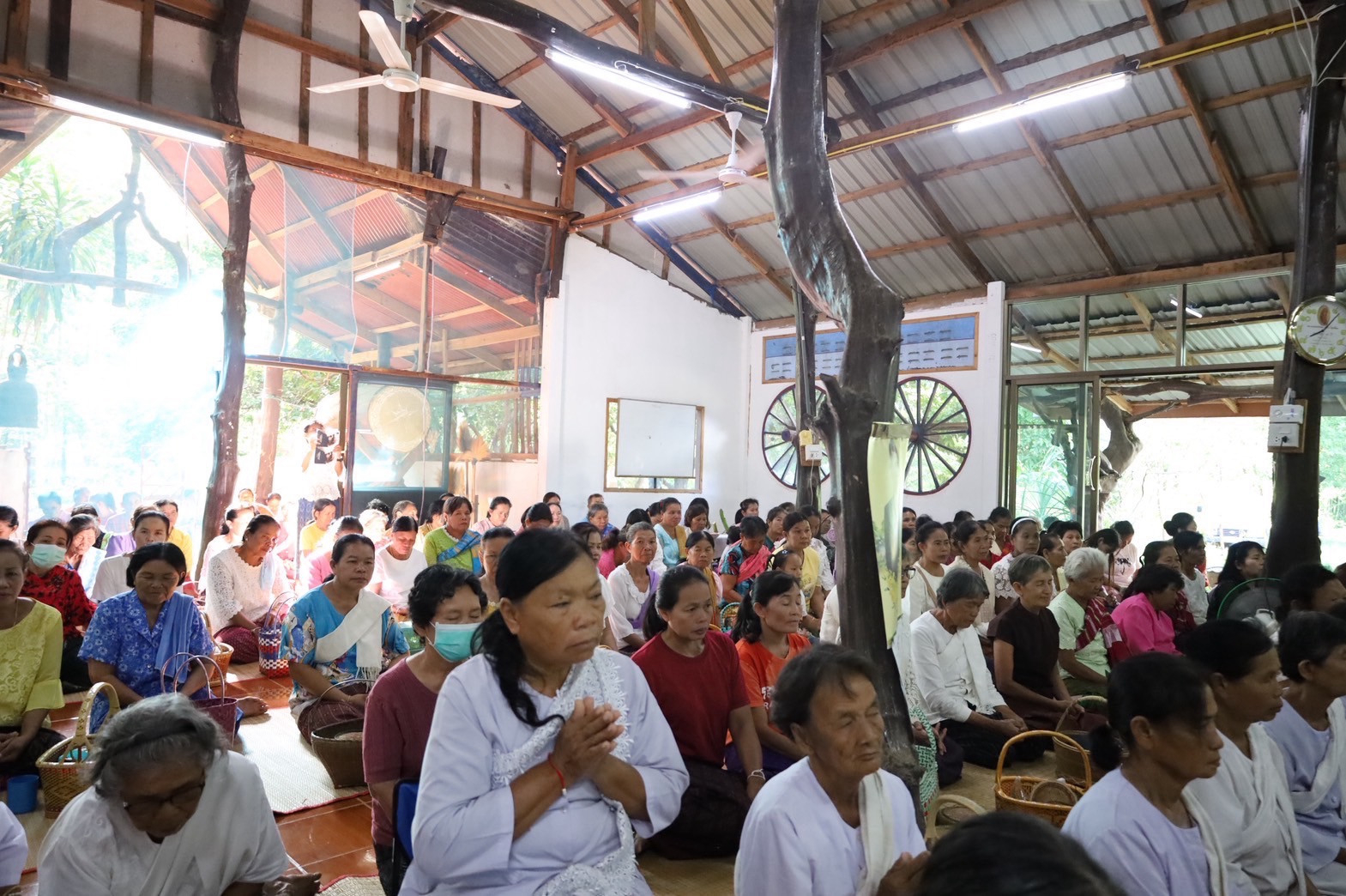 ภาพร่วมพิธีกรรมวัดป่าโพธิสมภาร