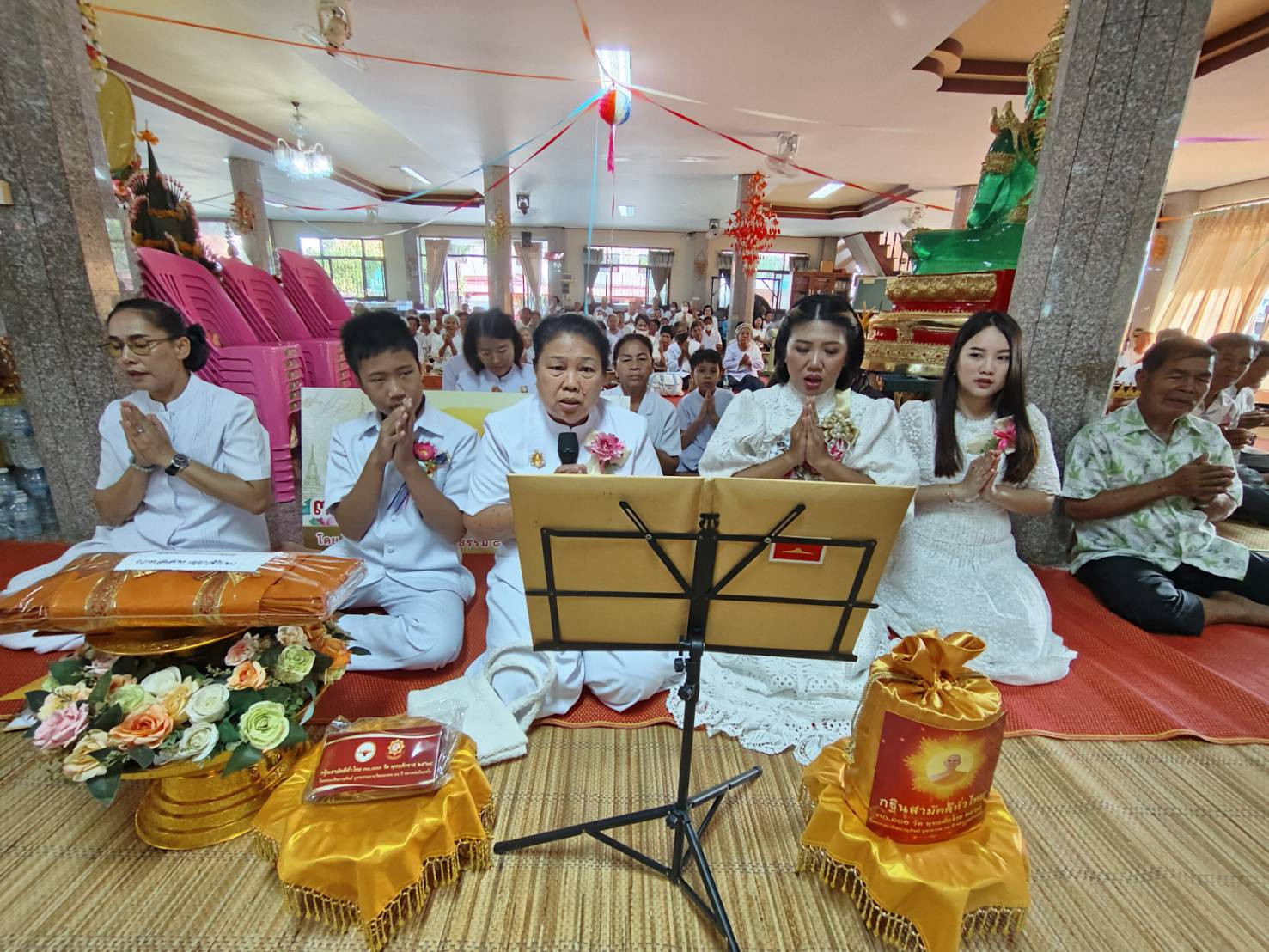 ภาพกล่าวคำถวายกฐินวัดบ้านผำใหญ่