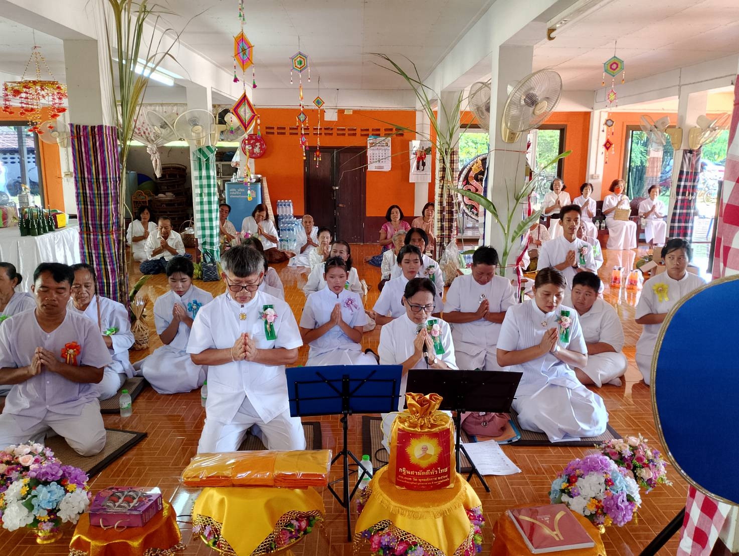 ภาพกล่าวคำถวายกฐินวัดศรีบุญเรือง