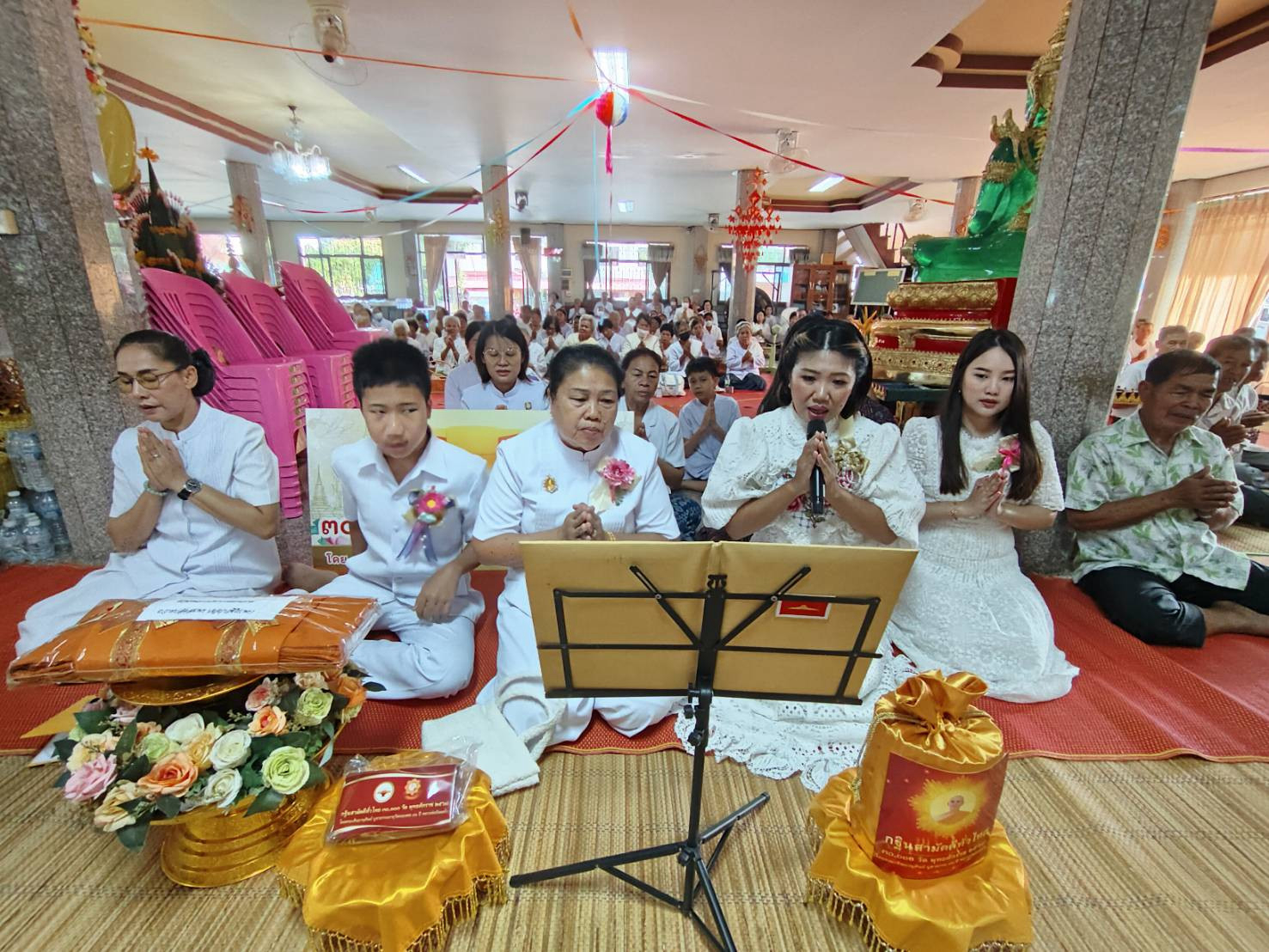 ภาพร่วมพิธีกรรมวัดบ้านผำใหญ่