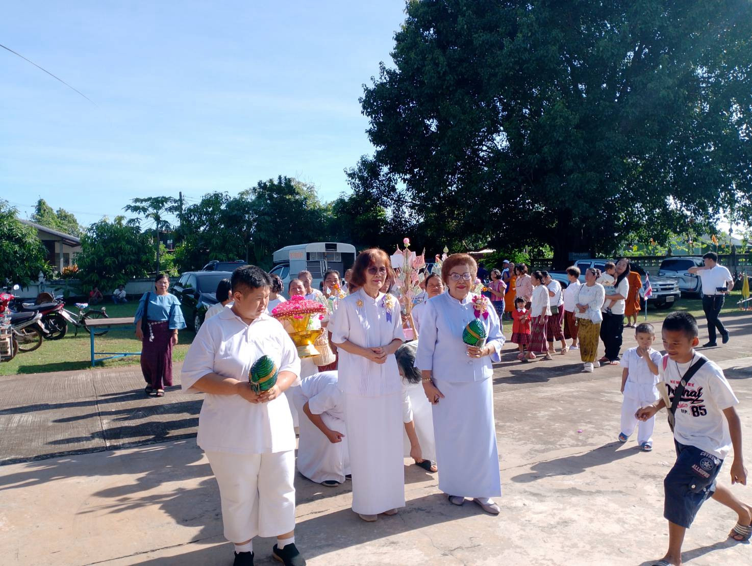 ภาพร่วมพิธีกรรมวัดศรีบุญเรือง