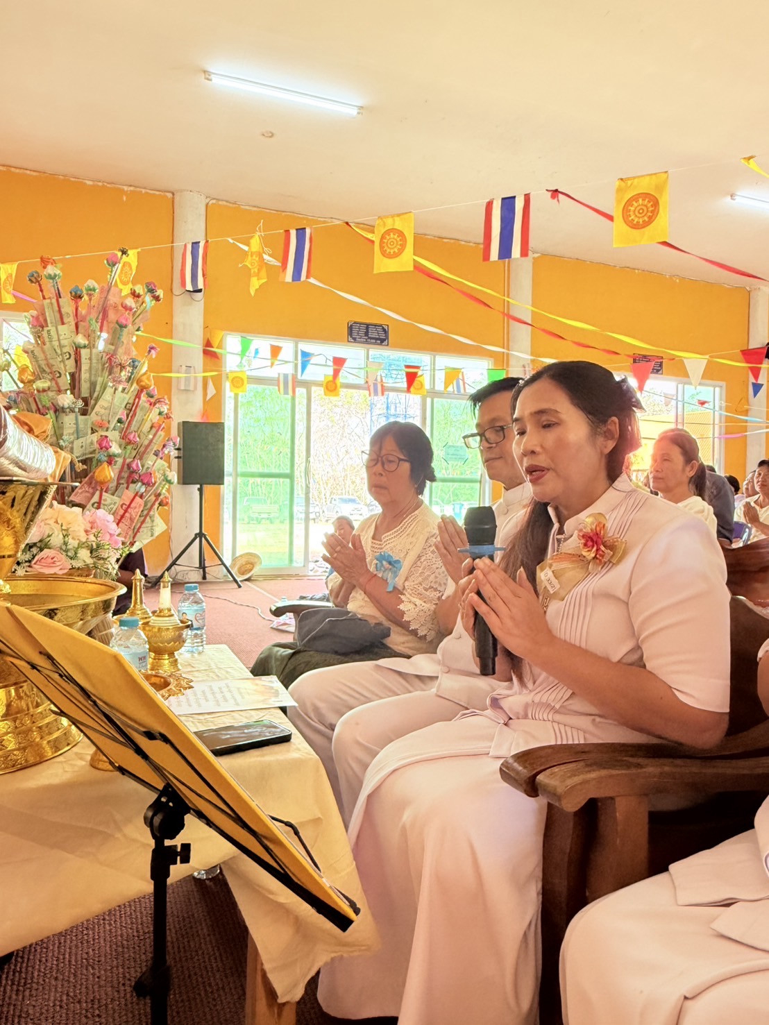 ภาพกล่าวคำถวายกฐินวัดใหม่ศรีชมภู