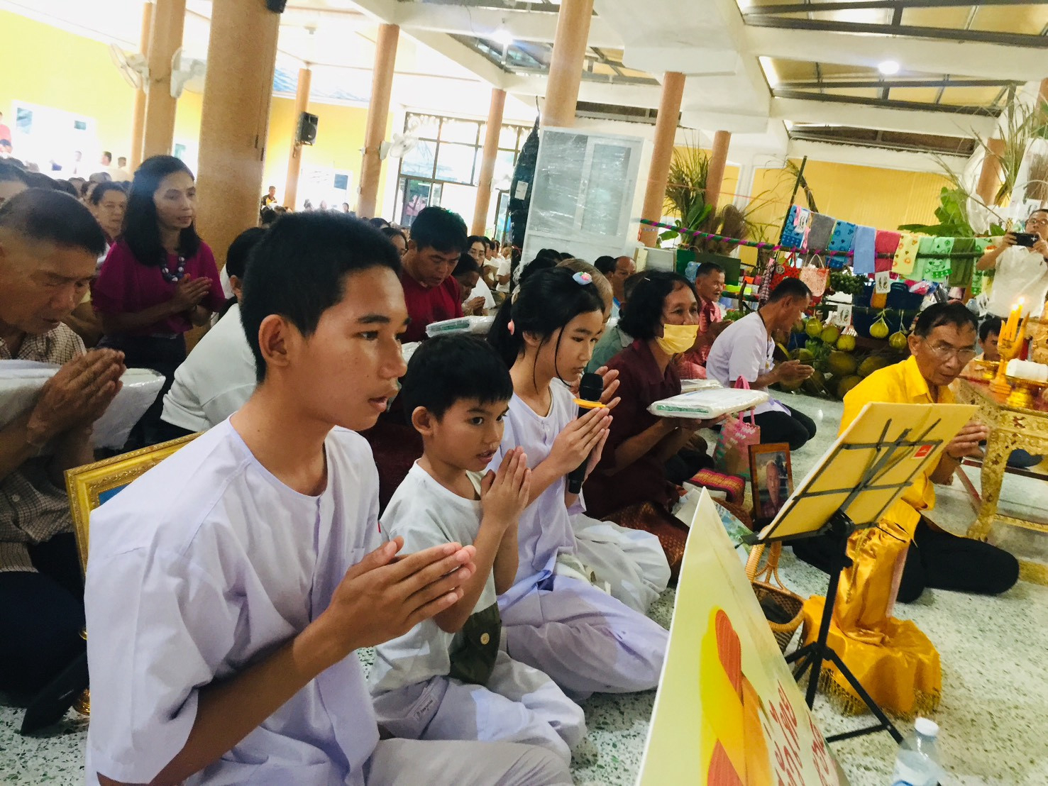 ภาพร่วมขบวนกฐินวัดป่าพุทธาวาส