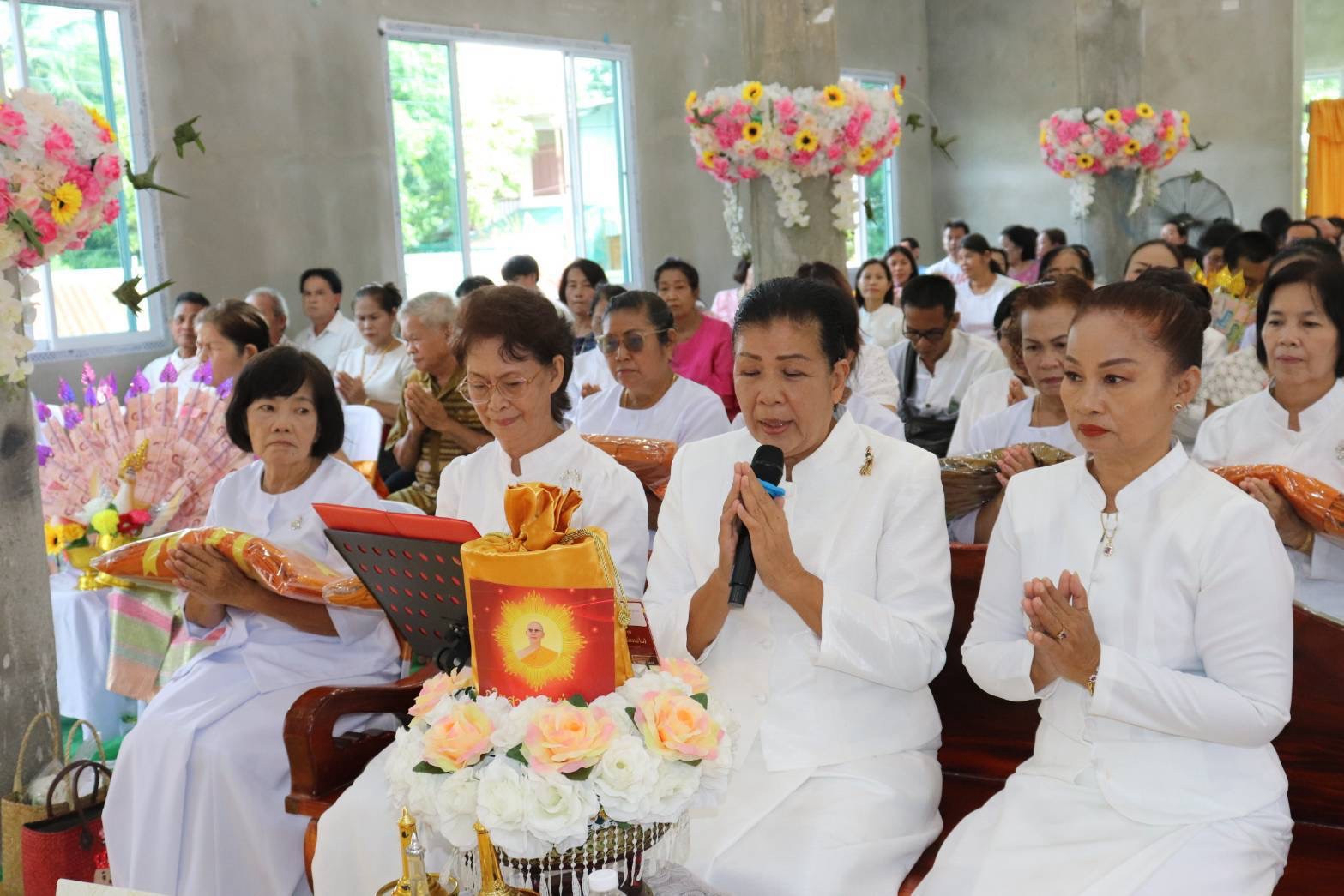 ภาพกล่าวคำถวายกฐินวัดโพธิ์ชัย