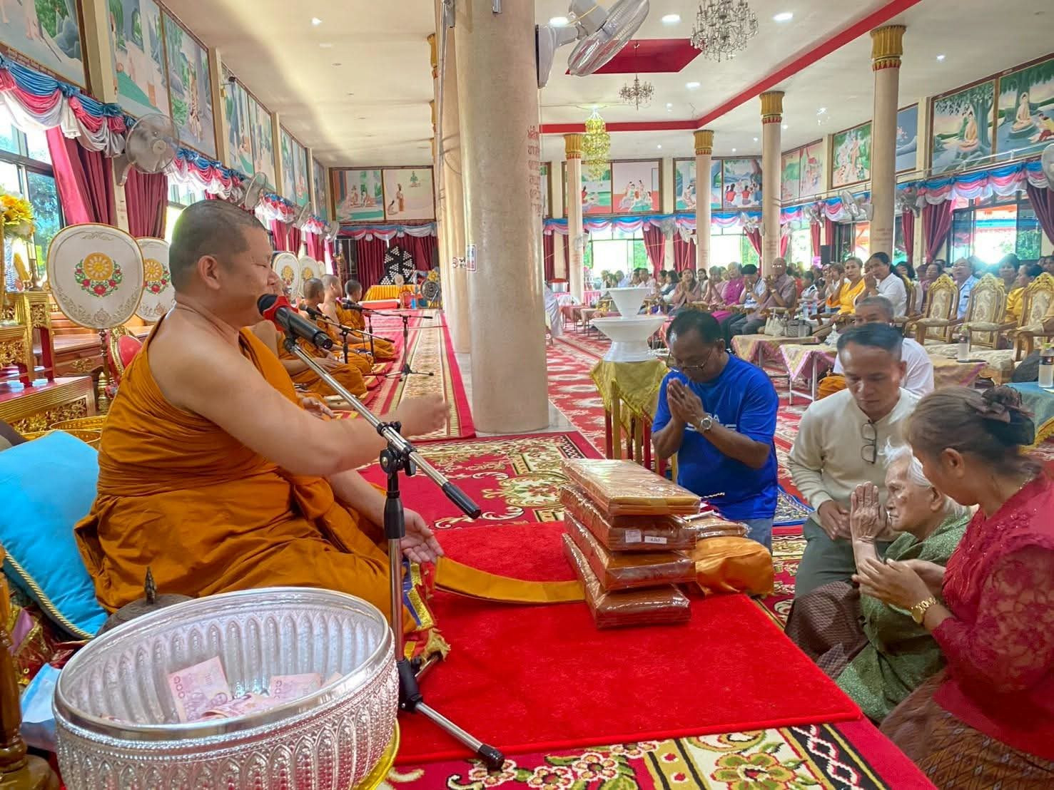 ภาพร่วมพิธีกรรมวัดศรีจันทร์