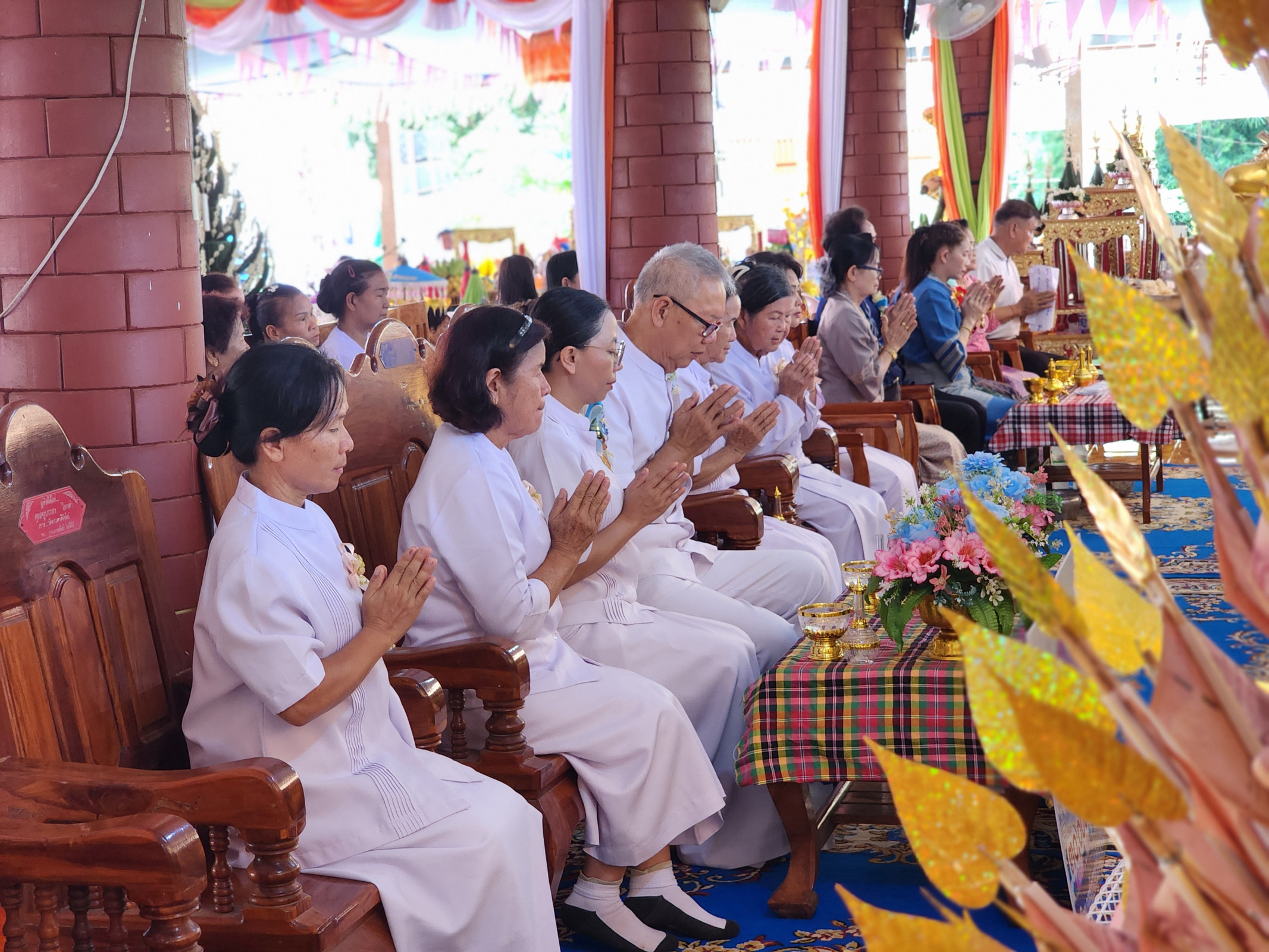 ภาพร่วมพิธีกรรมวัดมรรคาคีรีขันธ์