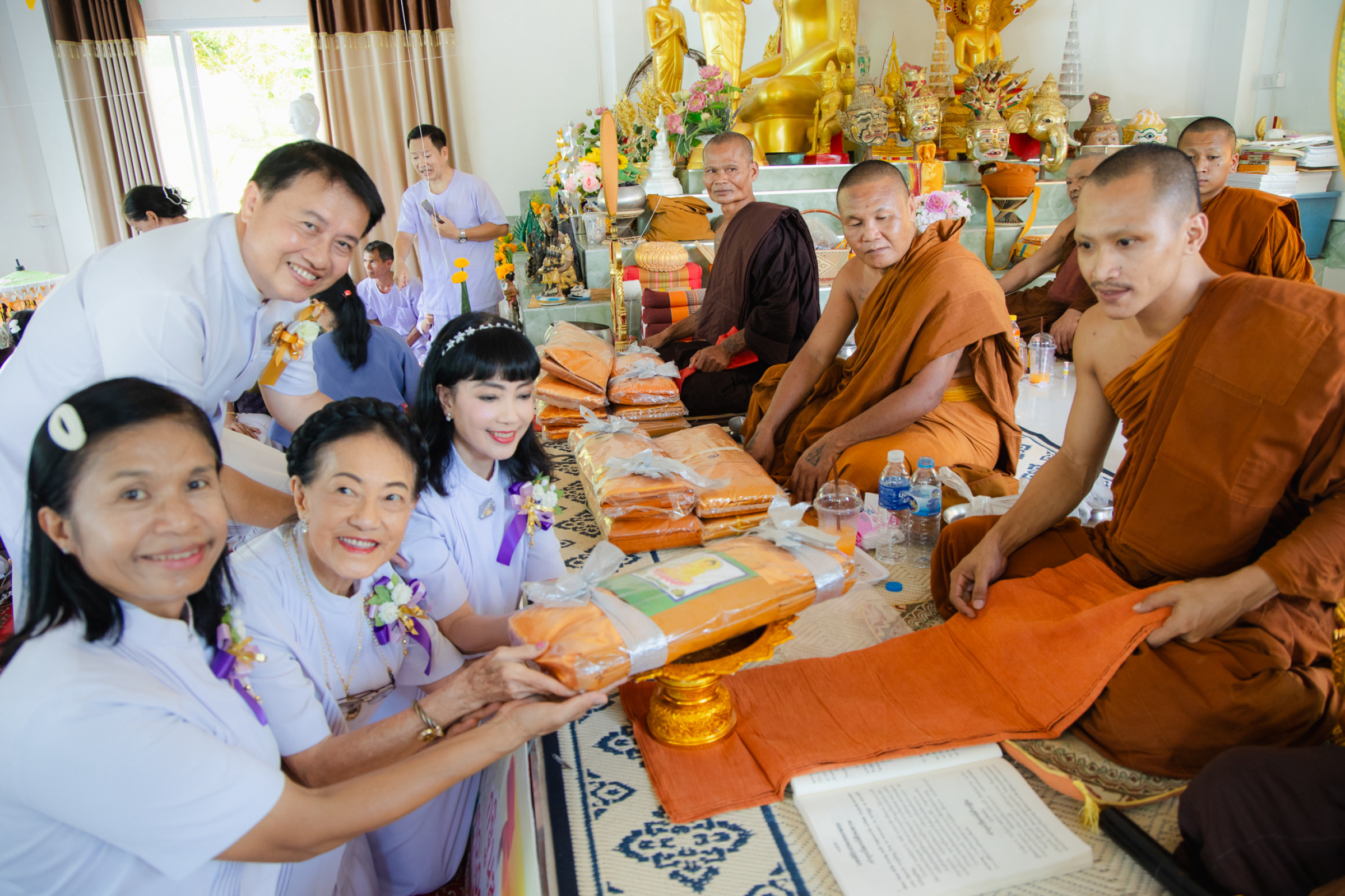 ภาพร่วมพิธีกรรมสำนักสงฆ์ห้วยไหกอไร่ใหญ่