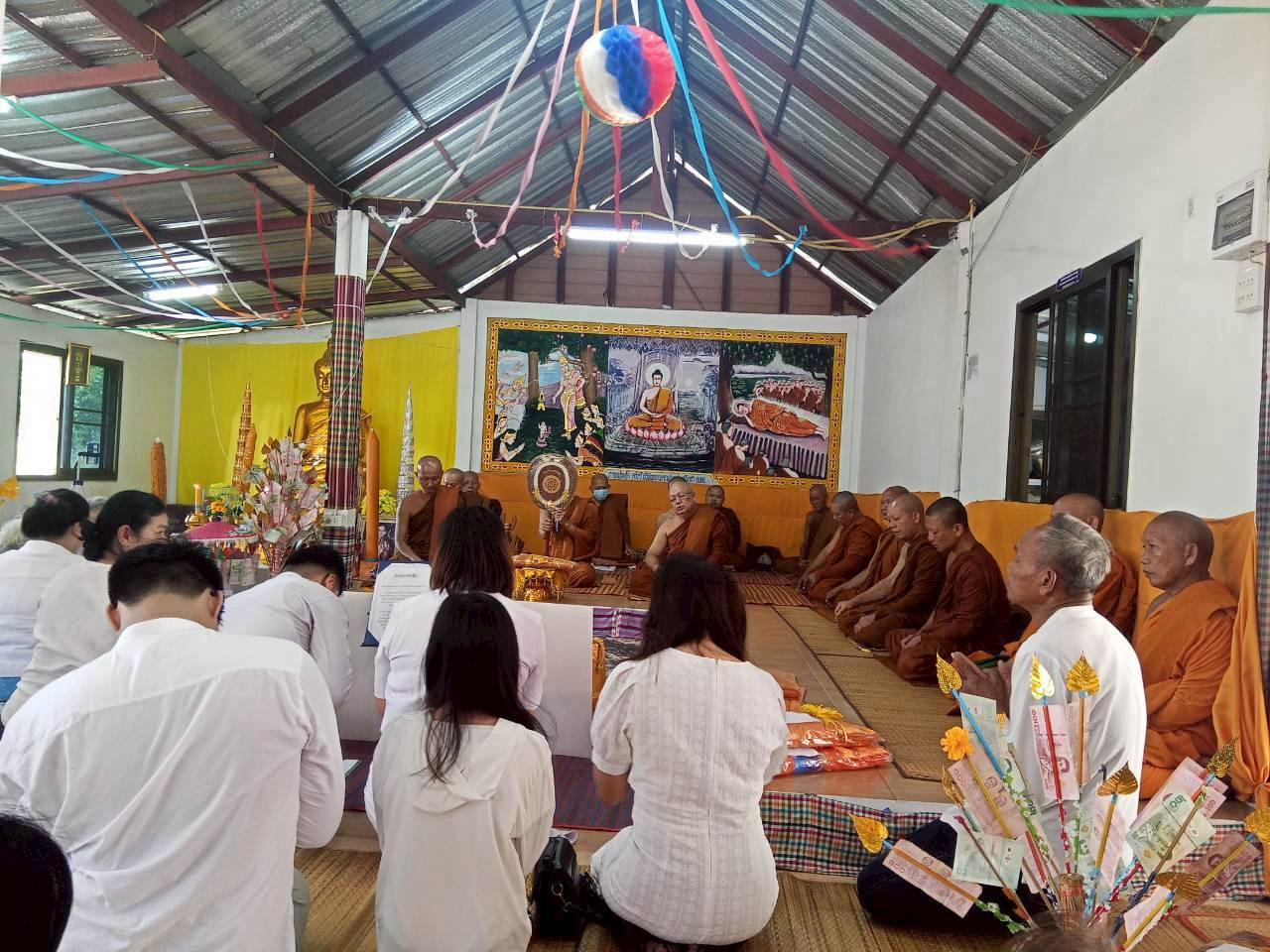 ภาพร่วมพิธีกรรมที่พักสงฆ์ทัศคร