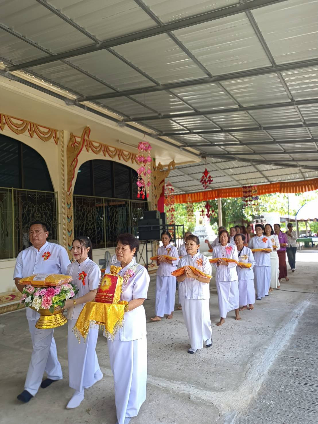 ภาพร่วมขบวนกฐินวัดเทพชัยมงคล