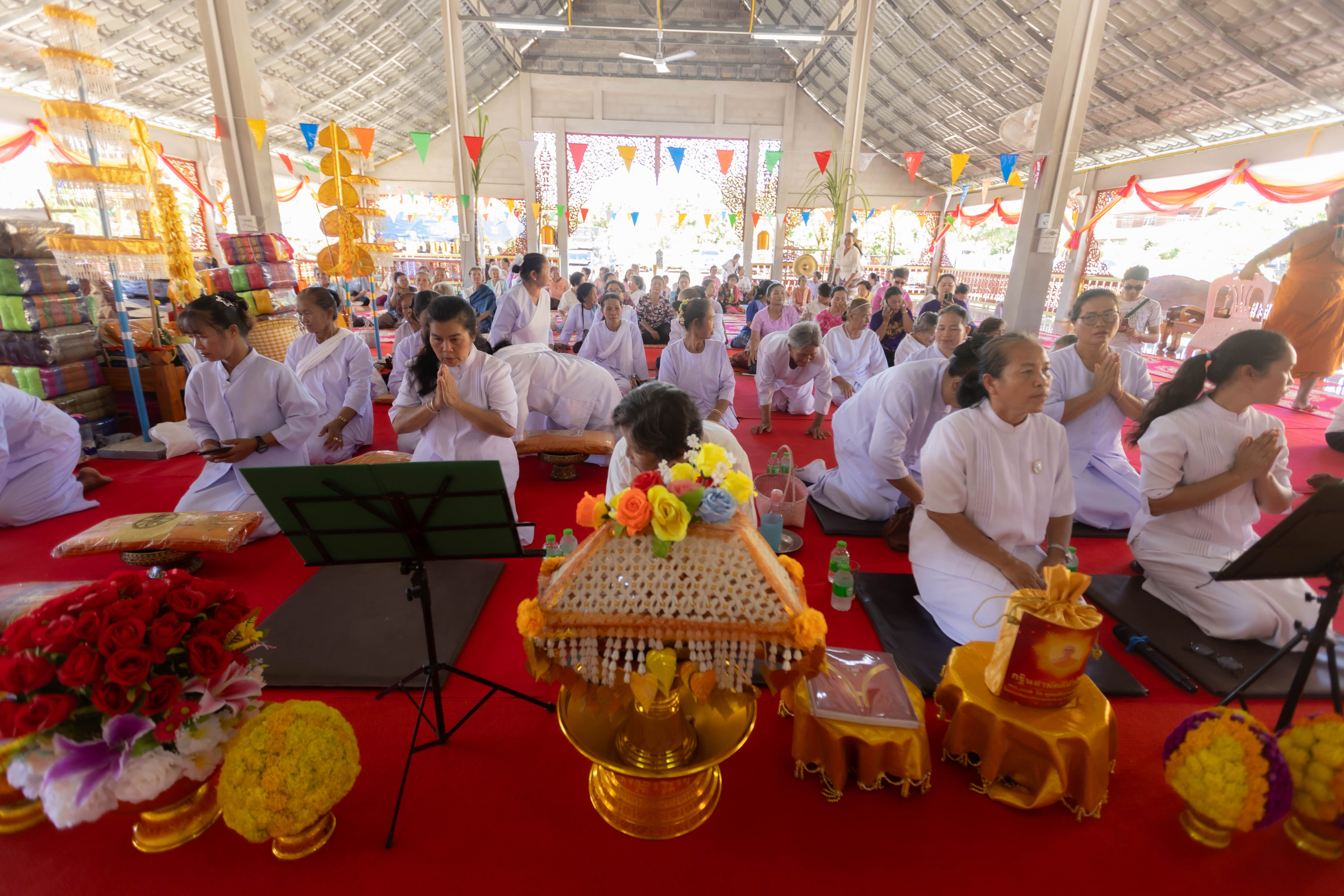 ภาพร่วมพิธีกรรมวัดศรีดอกแก้ว