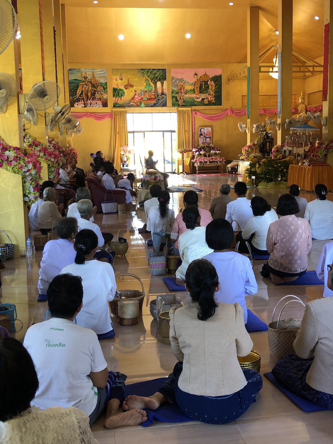 ภาพร่วมพิธีกรรมวัดป่าห้วยหีบ