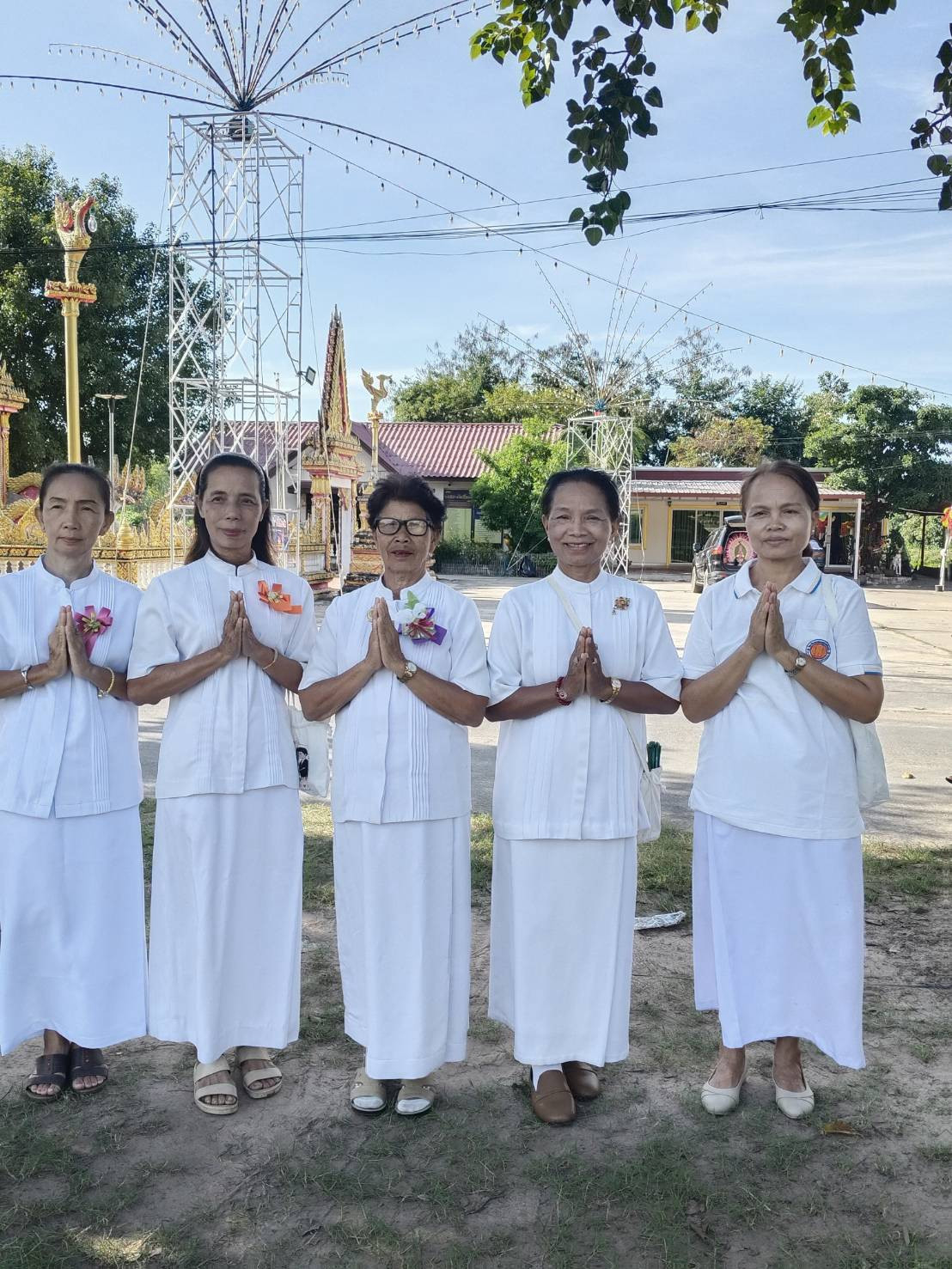 ภาพร่วมพิธีกรรมวัดสว่างโพธิ์ทอง