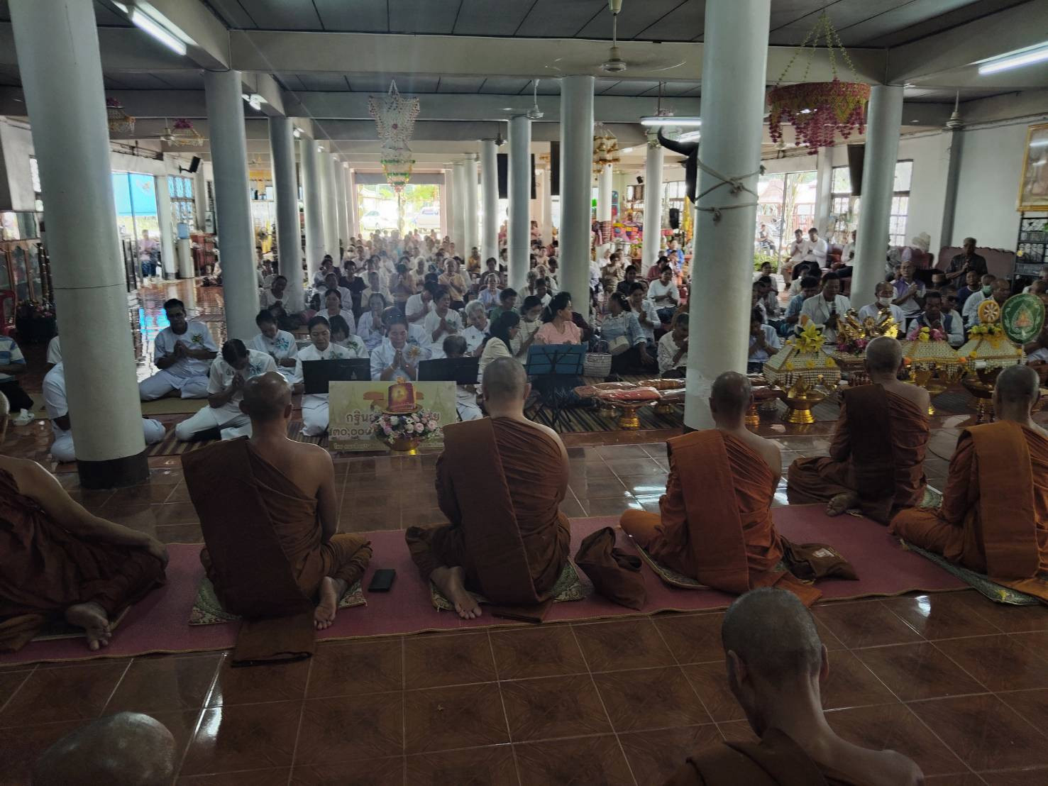 ภาพร่วมพิธีกรรมวัดสโมสร