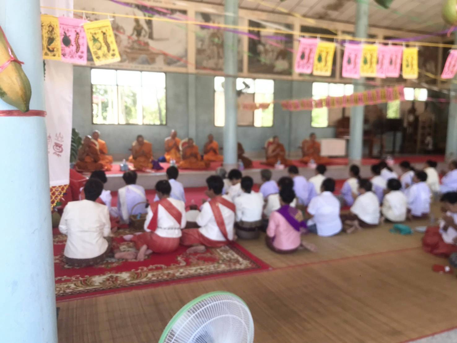 ภาพร่วมพิธีกรรมวัดเหล่า