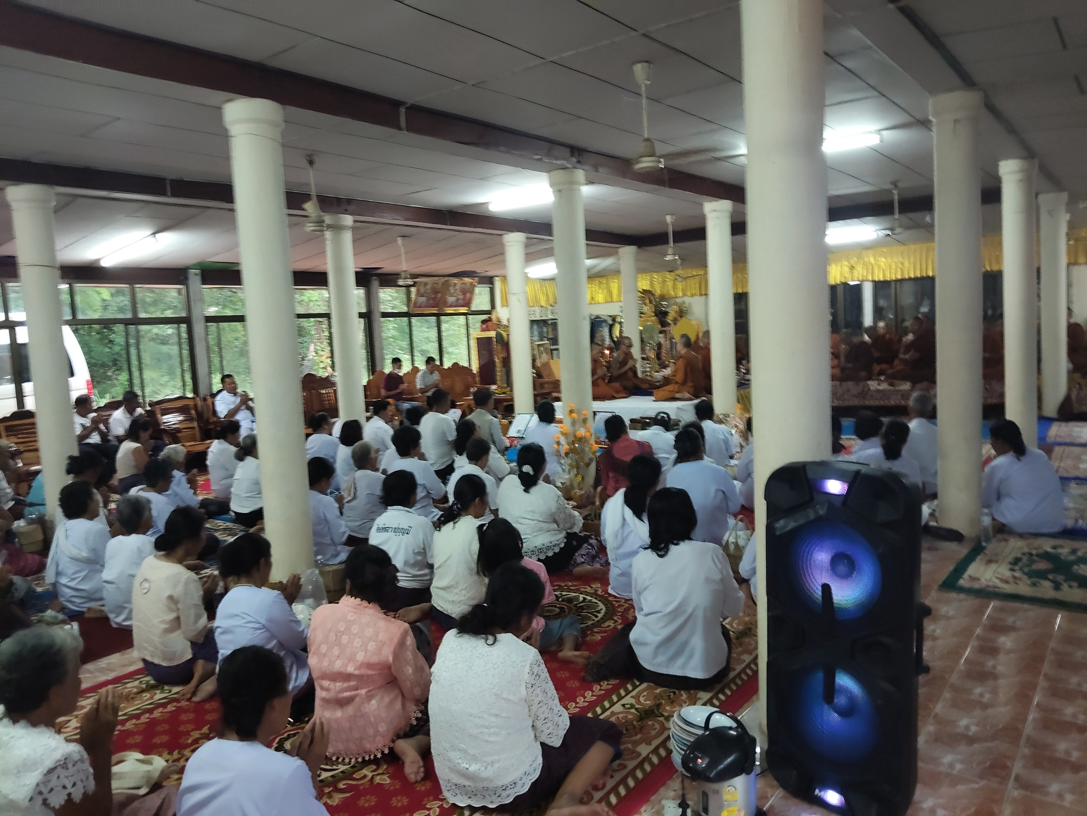 ภาพร่วมพิธีกรรมวัดเจริญชัย