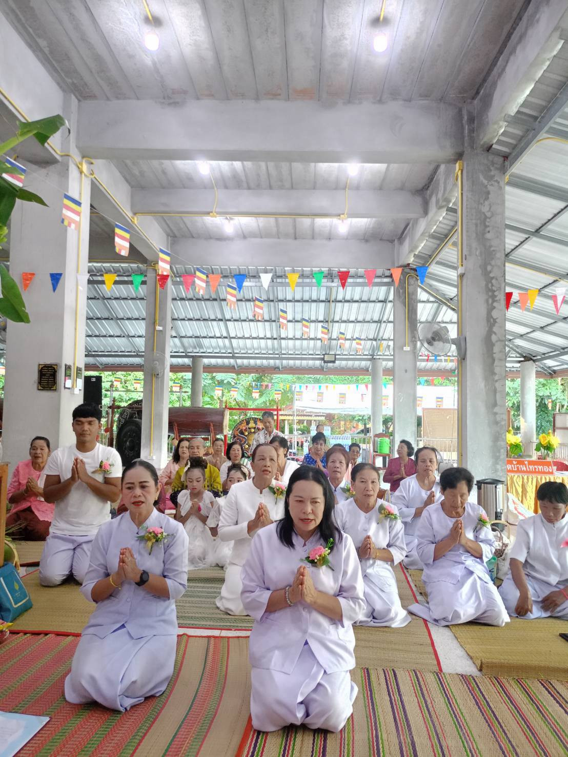 ภาพร่วมพิธีกรรมวัดไทรทอง