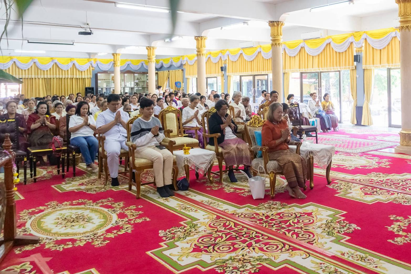 ภาพร่วมพิธีกรรมวัดสระทอง