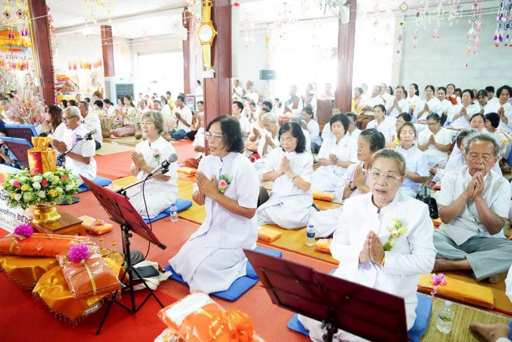 ภาพร่วมพิธีกรรมวัดศรีบุญเรือง