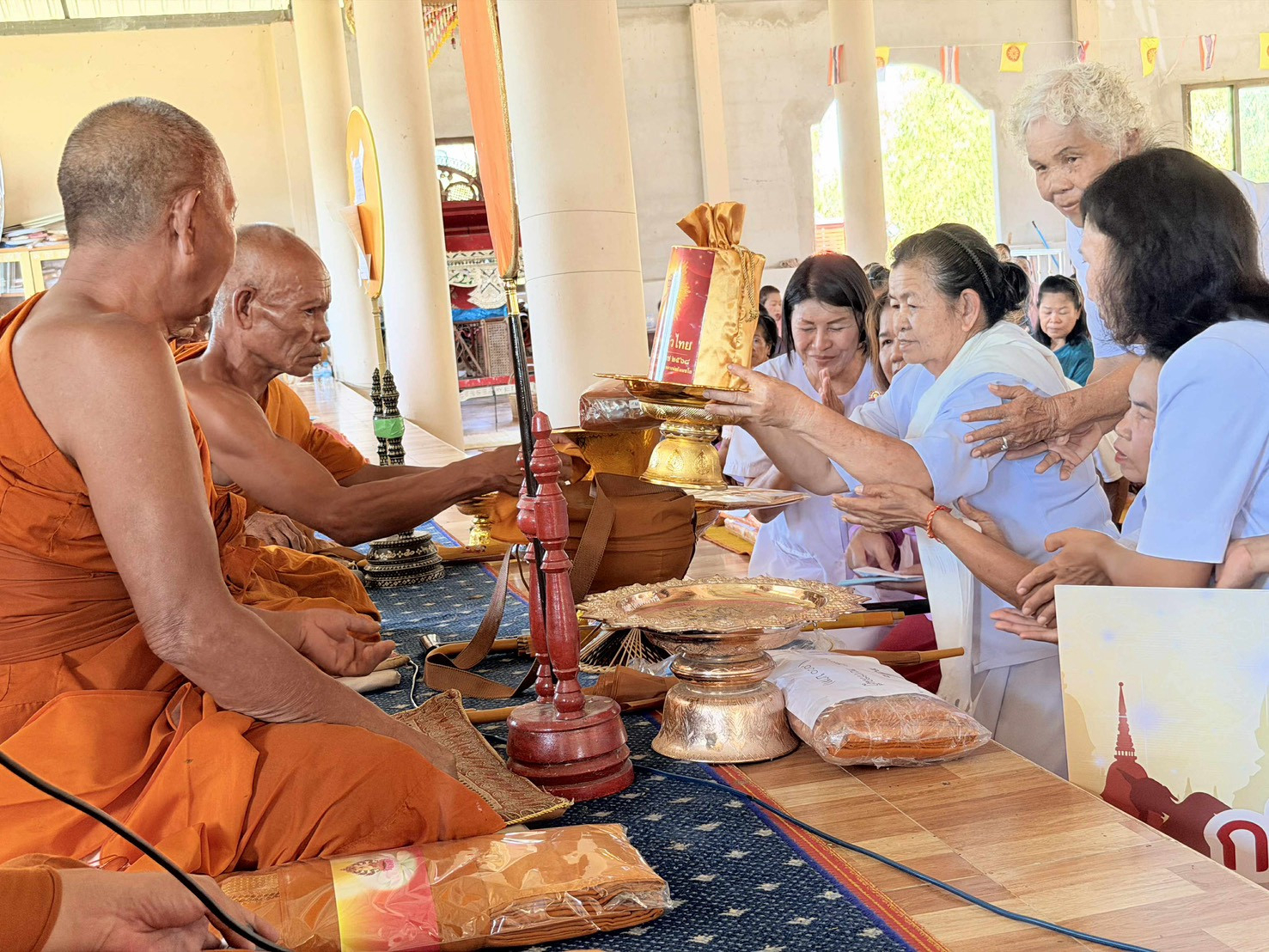 ภาพร่วมพิธีกรรมวัดศรีธรรมวนาราม