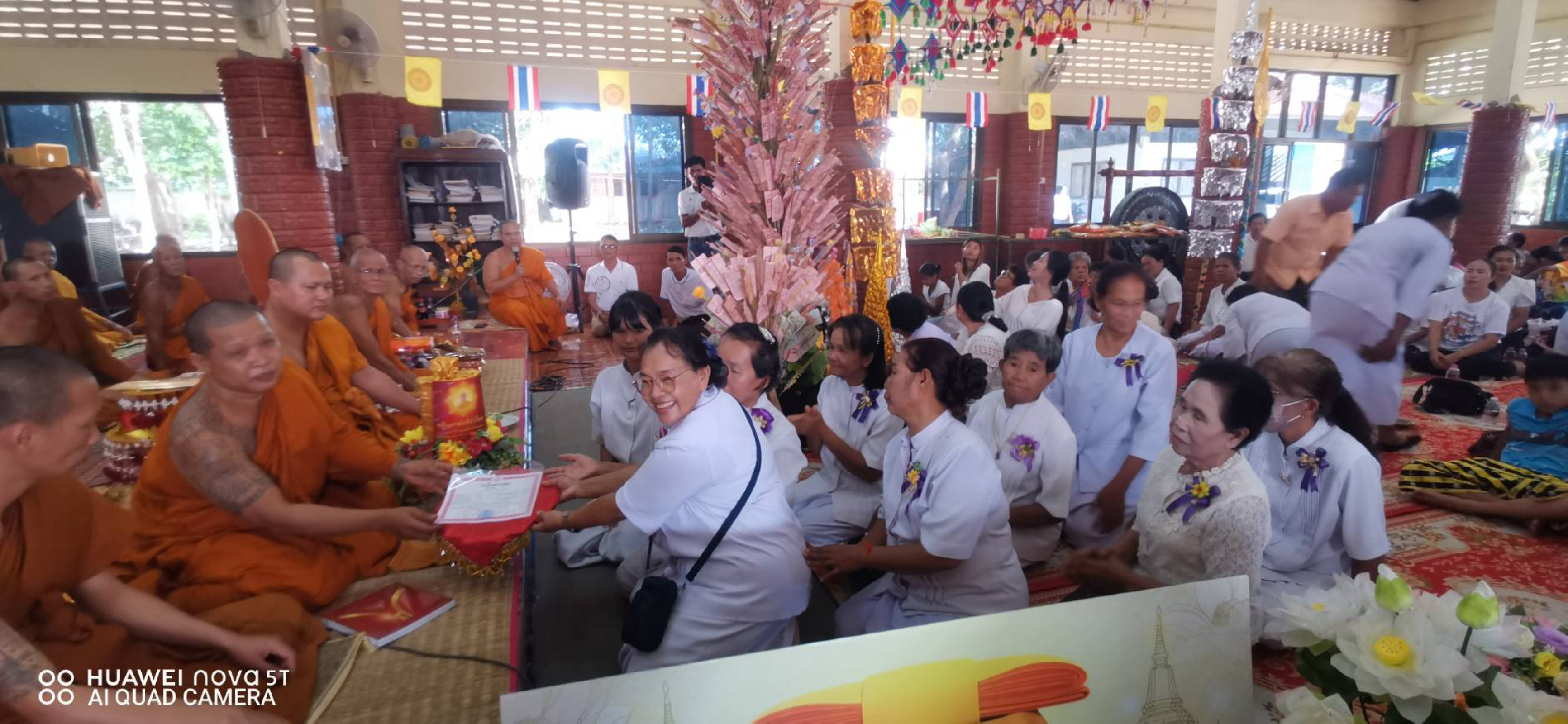 ภาพร่วมพิธีกรรมวัดแจ้ง