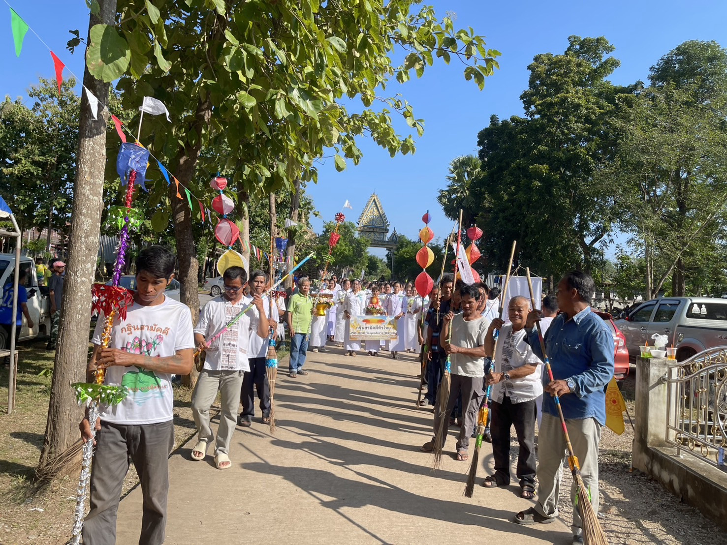 ภาพร่วมพิธีกรรมวัดเกาะแก้ว