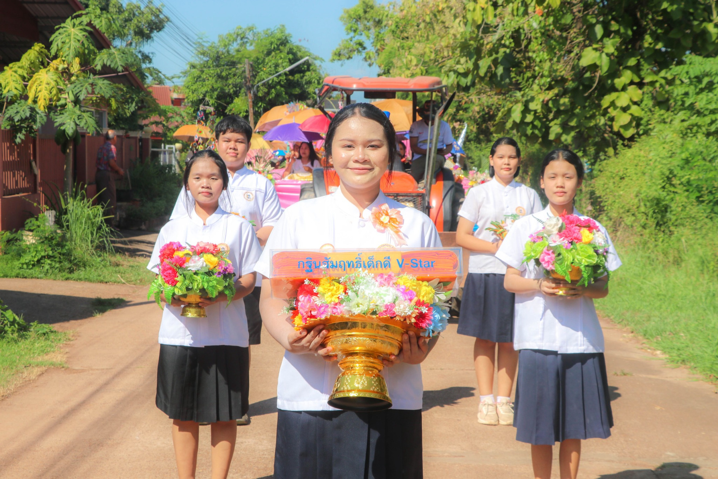 ภาพร่วมขบวนกฐินวัดบูรพา