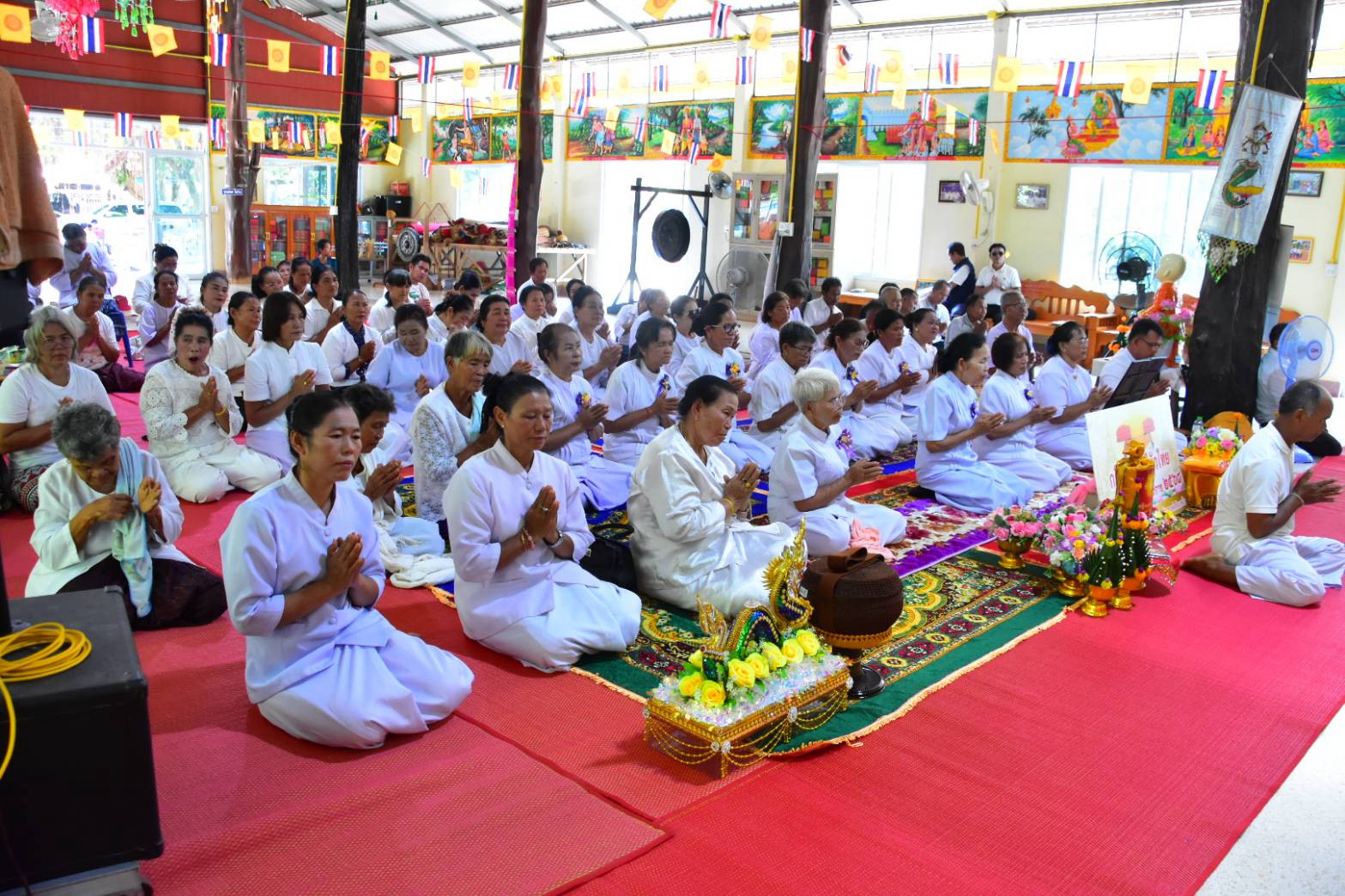 ภาพร่วมพิธีกรรมวัดคำนาดี