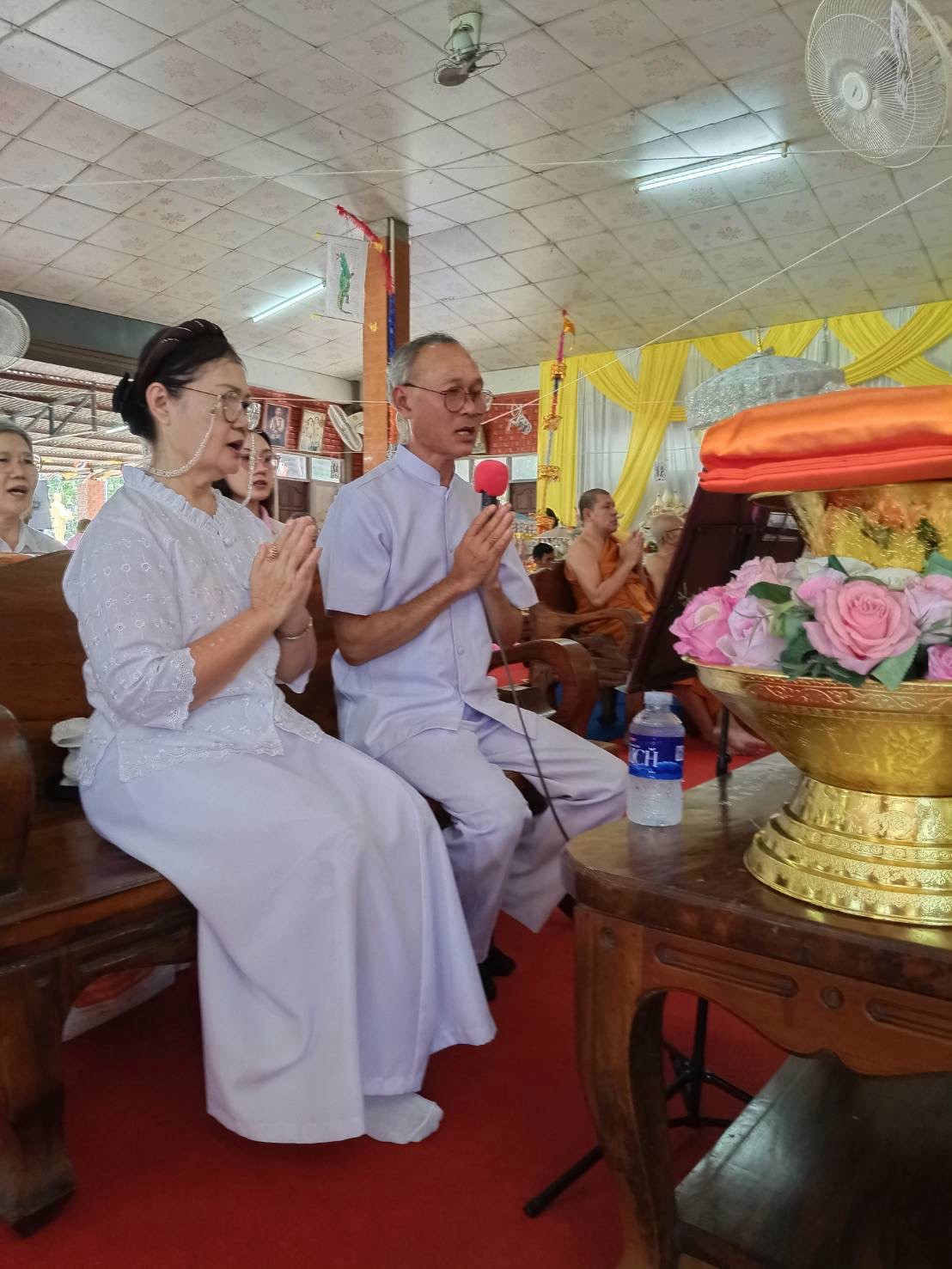 ภาพกล่าวคำถวายกฐินวัดดงกระทุ่ม