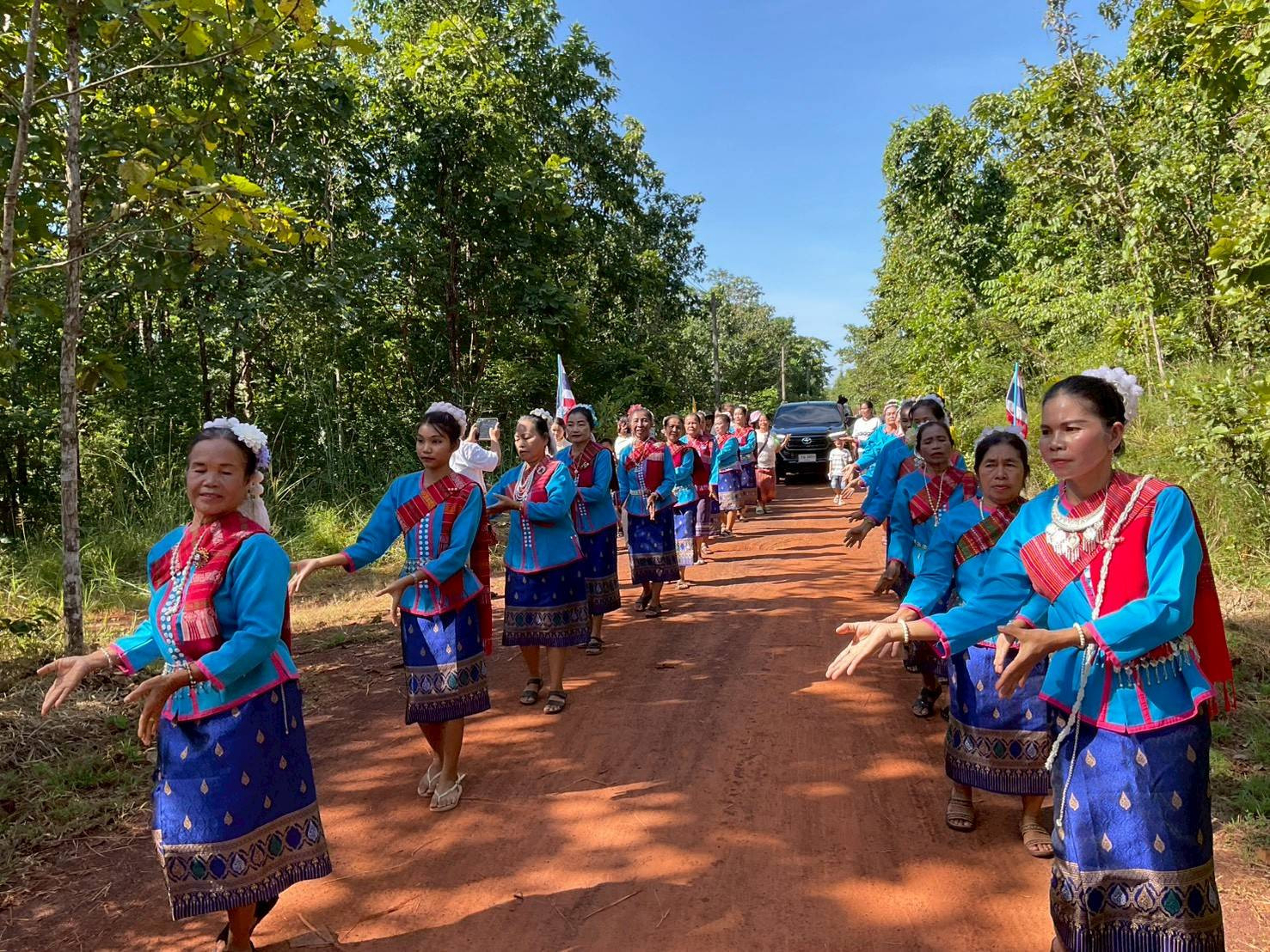 ภาพร่วมพิธีกรรมวัดประไพพานพนา