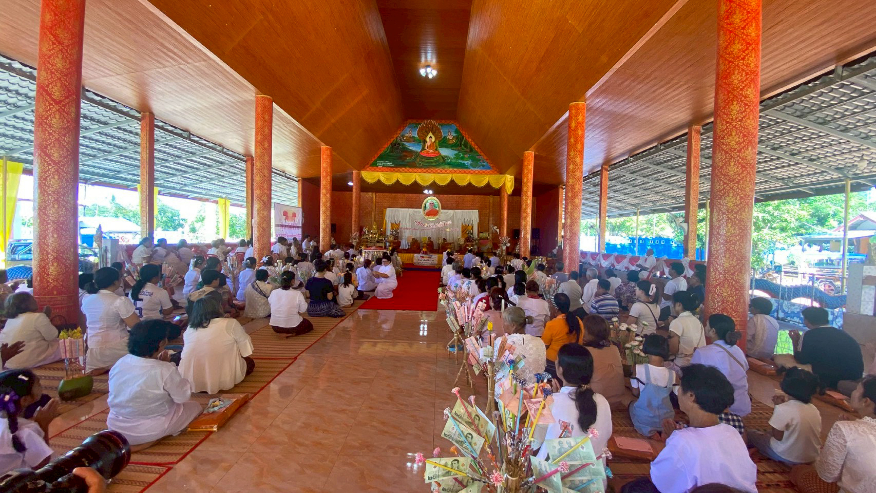 ภาพร่วมพิธีกรรมวัดสันติสุขพัฒนา