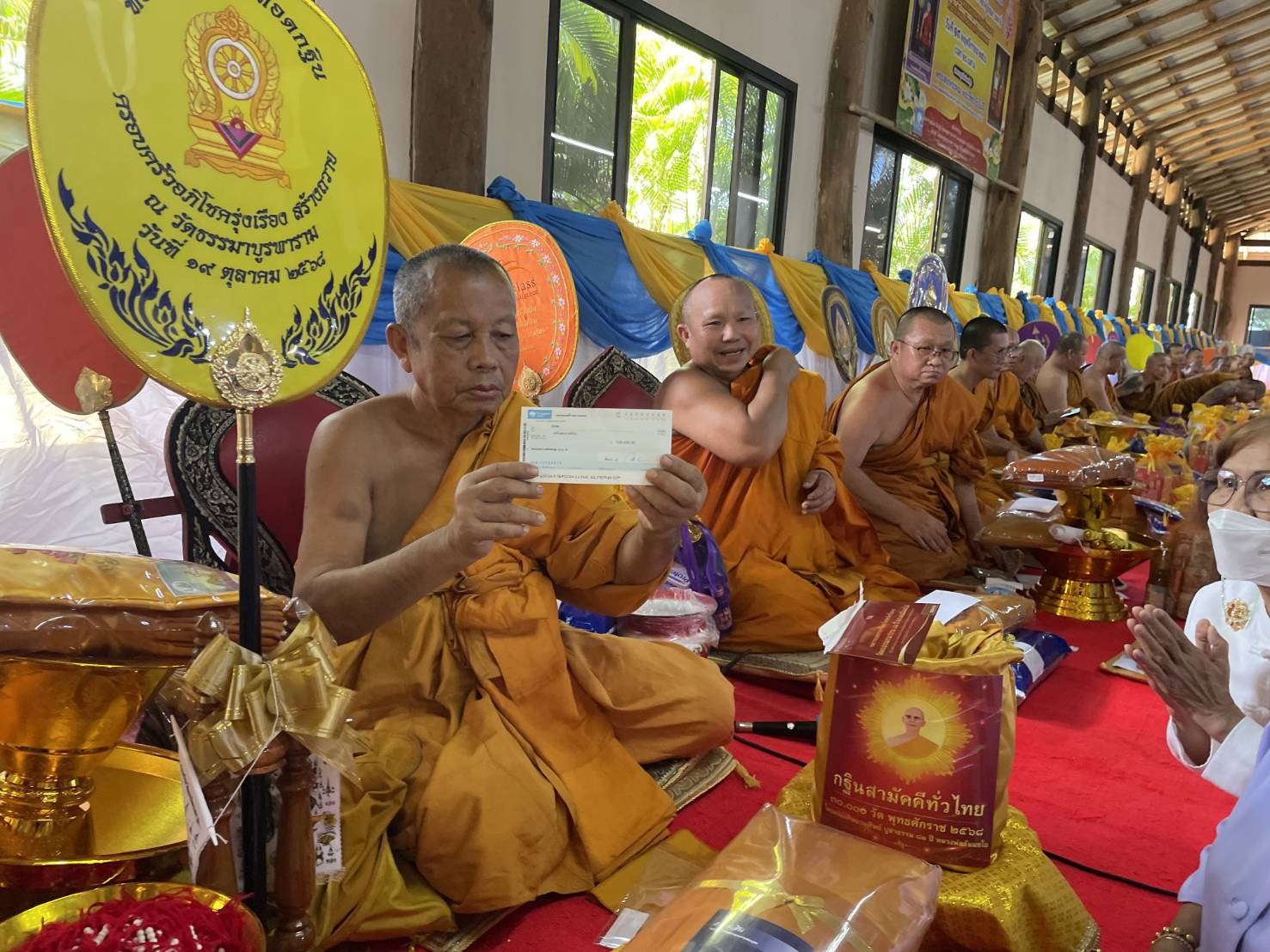 ภาพร่วมพิธีกรรมวัดธรรมาบูรพาราม