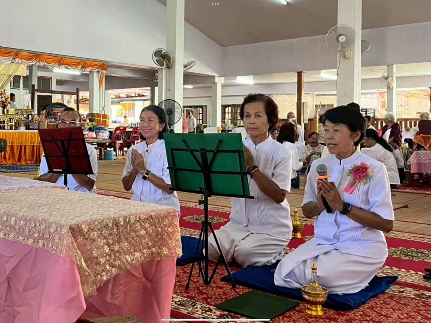 ภาพกล่าวคำถวายกฐินวัดโพธิ์ชัยวิทยาราม