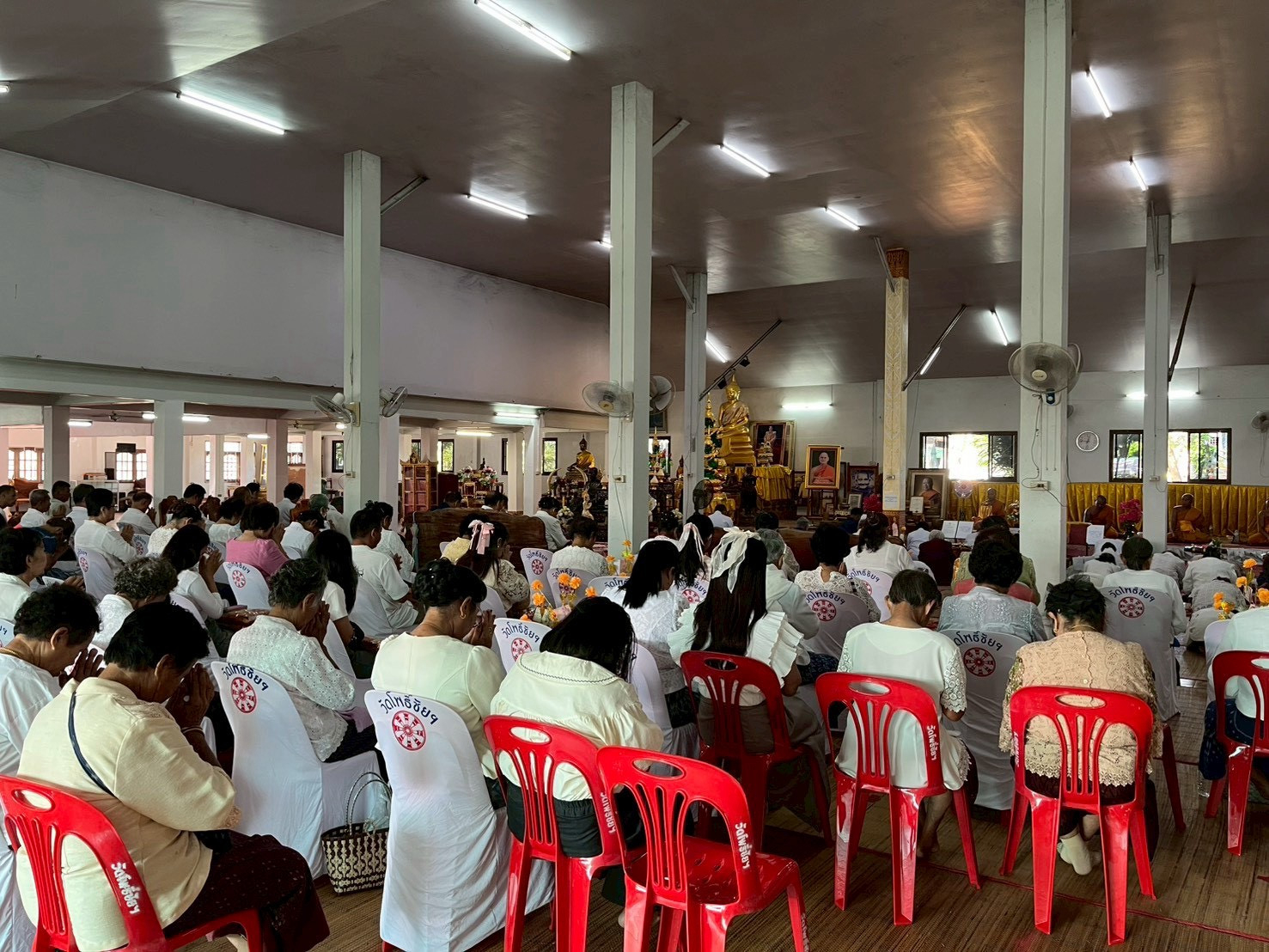 ภาพร่วมพิธีกรรมวัดโพธิ์ชัยวิทยาราม