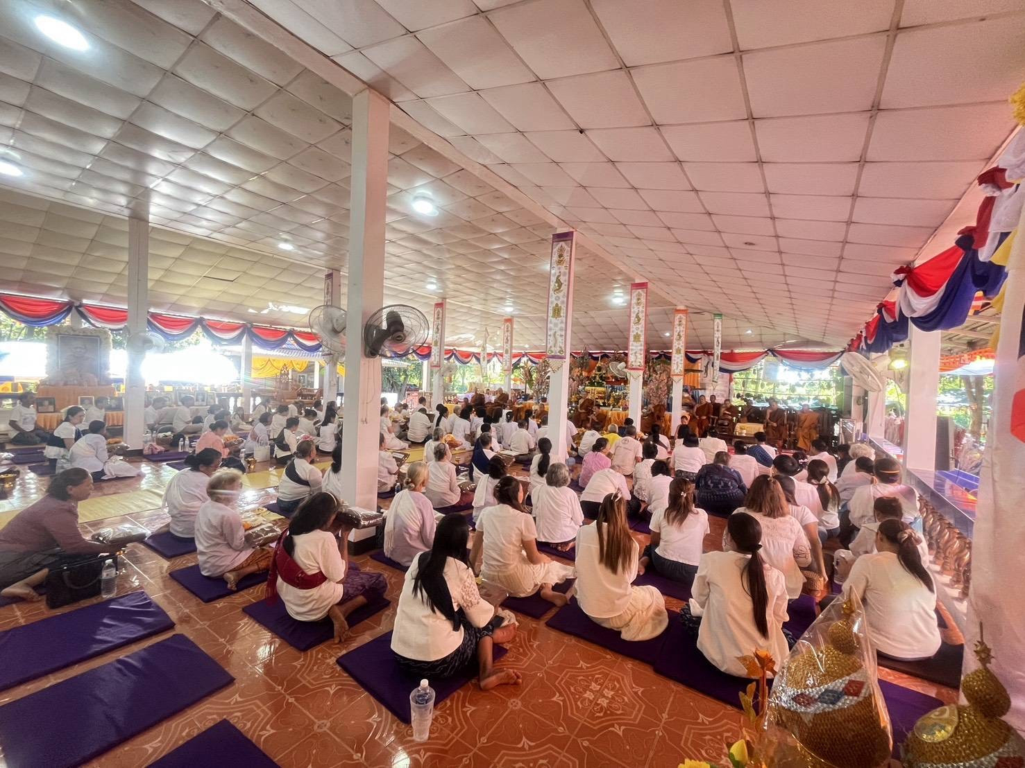 ภาพร่วมพิธีกรรมวัดป่าดอนสวรรค์