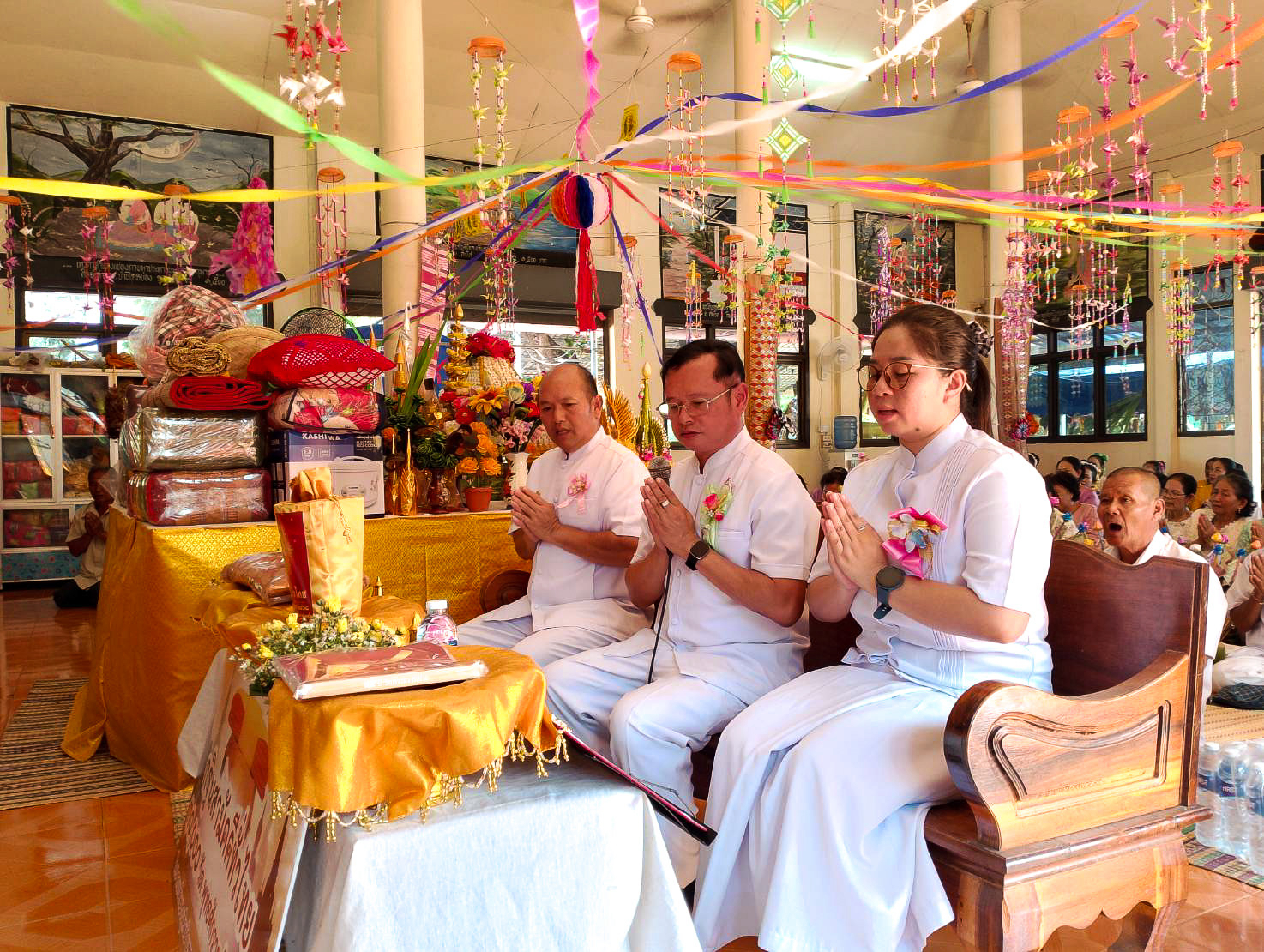 ภาพกล่าวคำถวายกฐินวัดโพธิสัตว์หิรัญญเขต