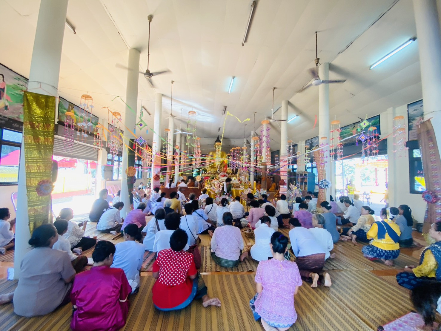 ภาพร่วมพิธีกรรมวัดโพธิสัตว์หิรัญญเขต